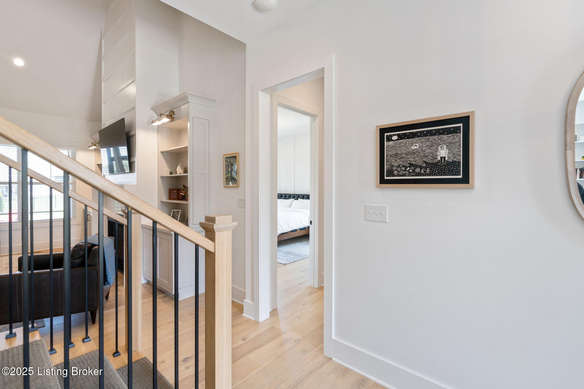 Crestwood, Kentucky, 40014, United States, 5 Bedrooms Bedrooms, ,5 BathroomsBathrooms,Residential,Active,1880027