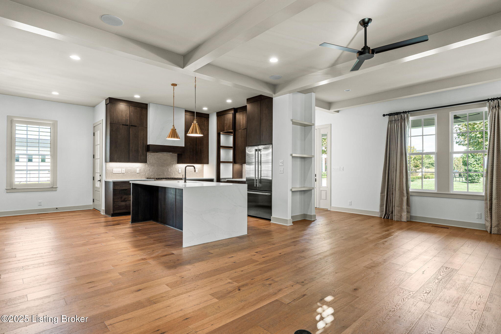 Prospect, Kentucky, 40059, United States, 6 Bedrooms Bedrooms, ,5 BathroomsBathrooms,Residential,Active,1926893