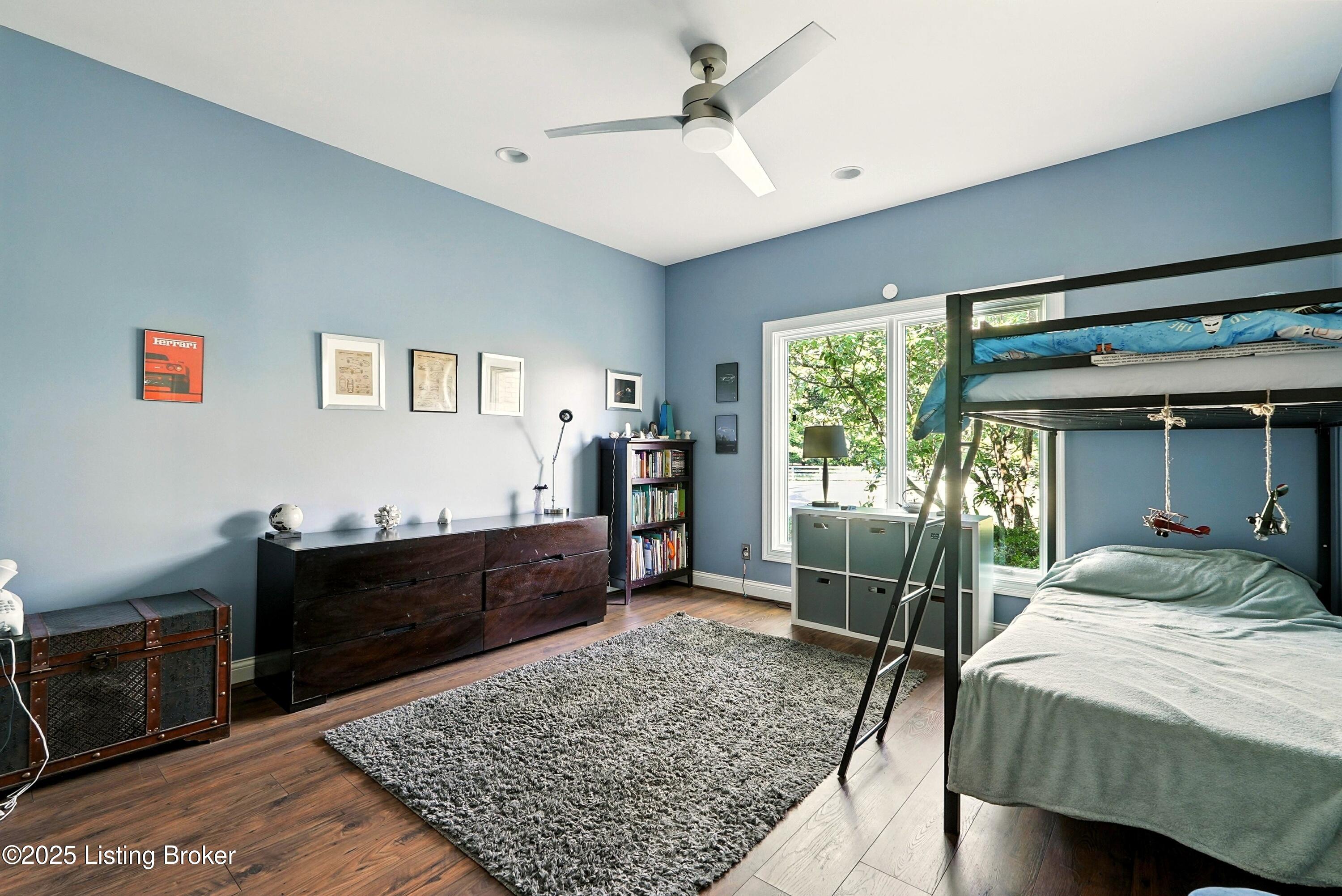 Louisville, Kentucky, 40223, United States, 5 Bedrooms Bedrooms, ,5 BathroomsBathrooms,Residential,Active,1968407