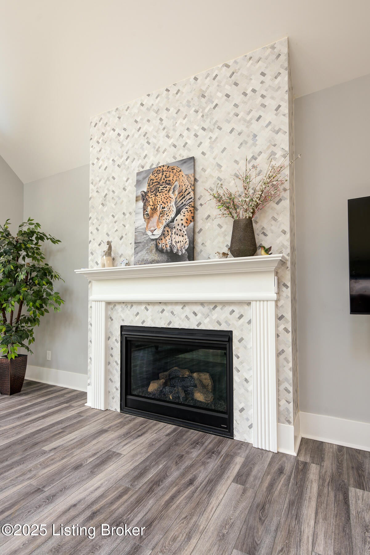 Taylorsville, Kentucky, 40071, United States, ,5 BathroomsBathrooms,Residential,Active,1900170