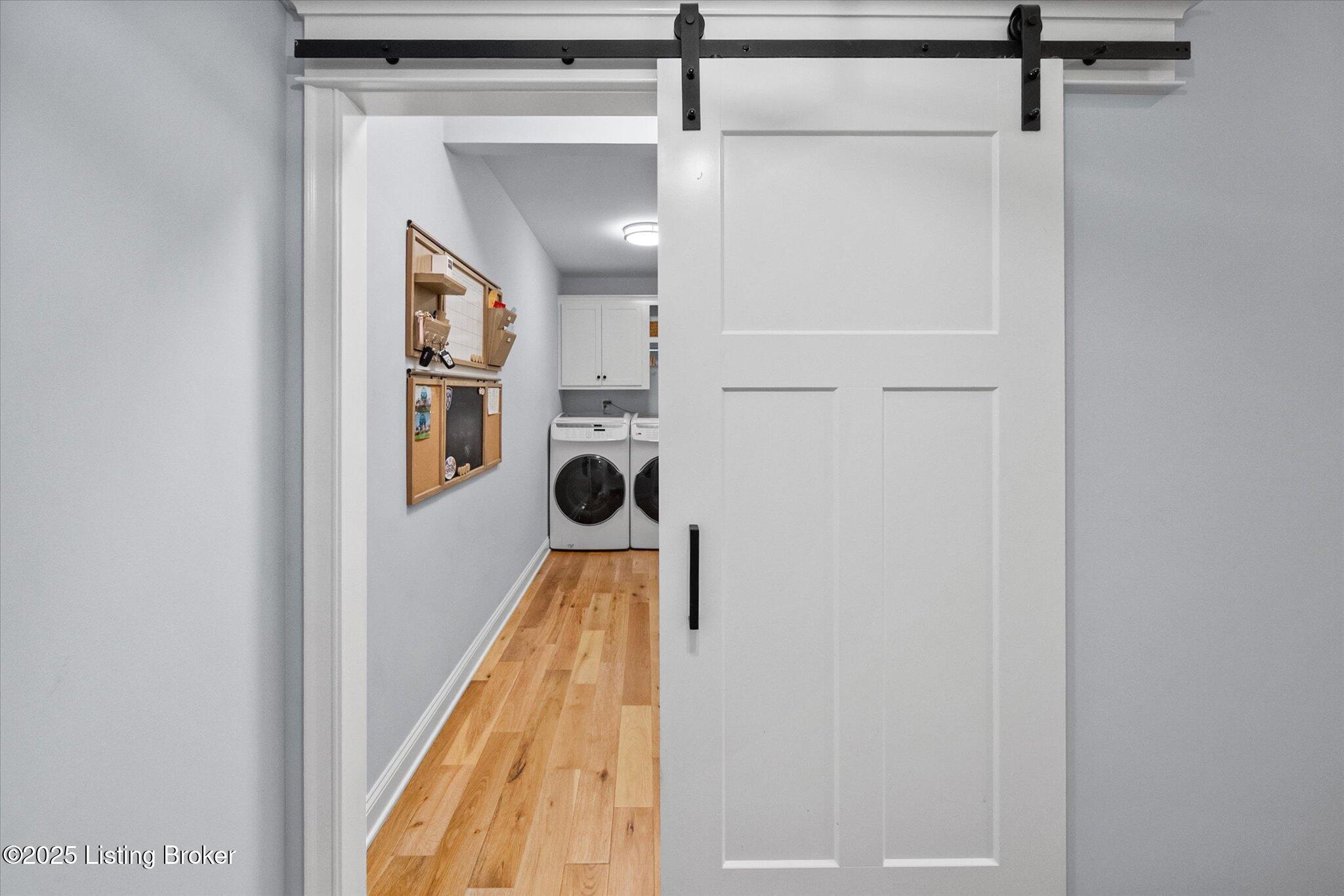 Crestwood, Kentucky, 40014, United States, 6 Bedrooms Bedrooms, ,5 BathroomsBathrooms,Residential,Active,1926918