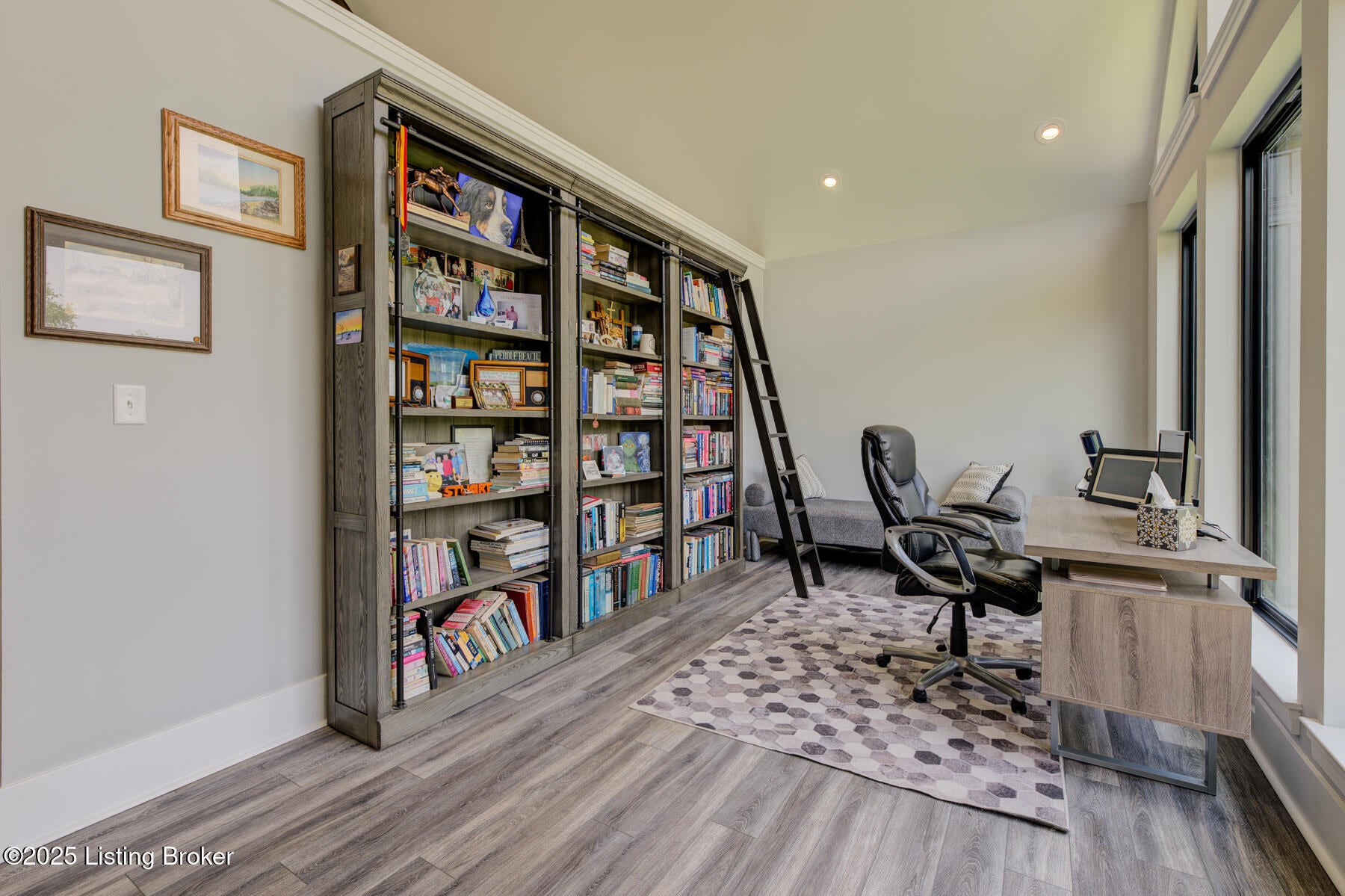 Taylorsville, Kentucky, 40071, United States, ,5 BathroomsBathrooms,Residential,Active,1900170