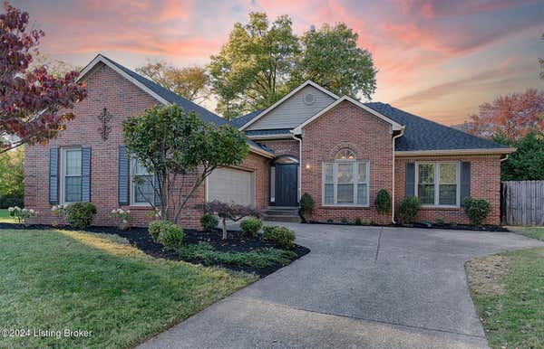 2203 MAHAN DR, LOUISVILLE, KY 40299 - Image 1