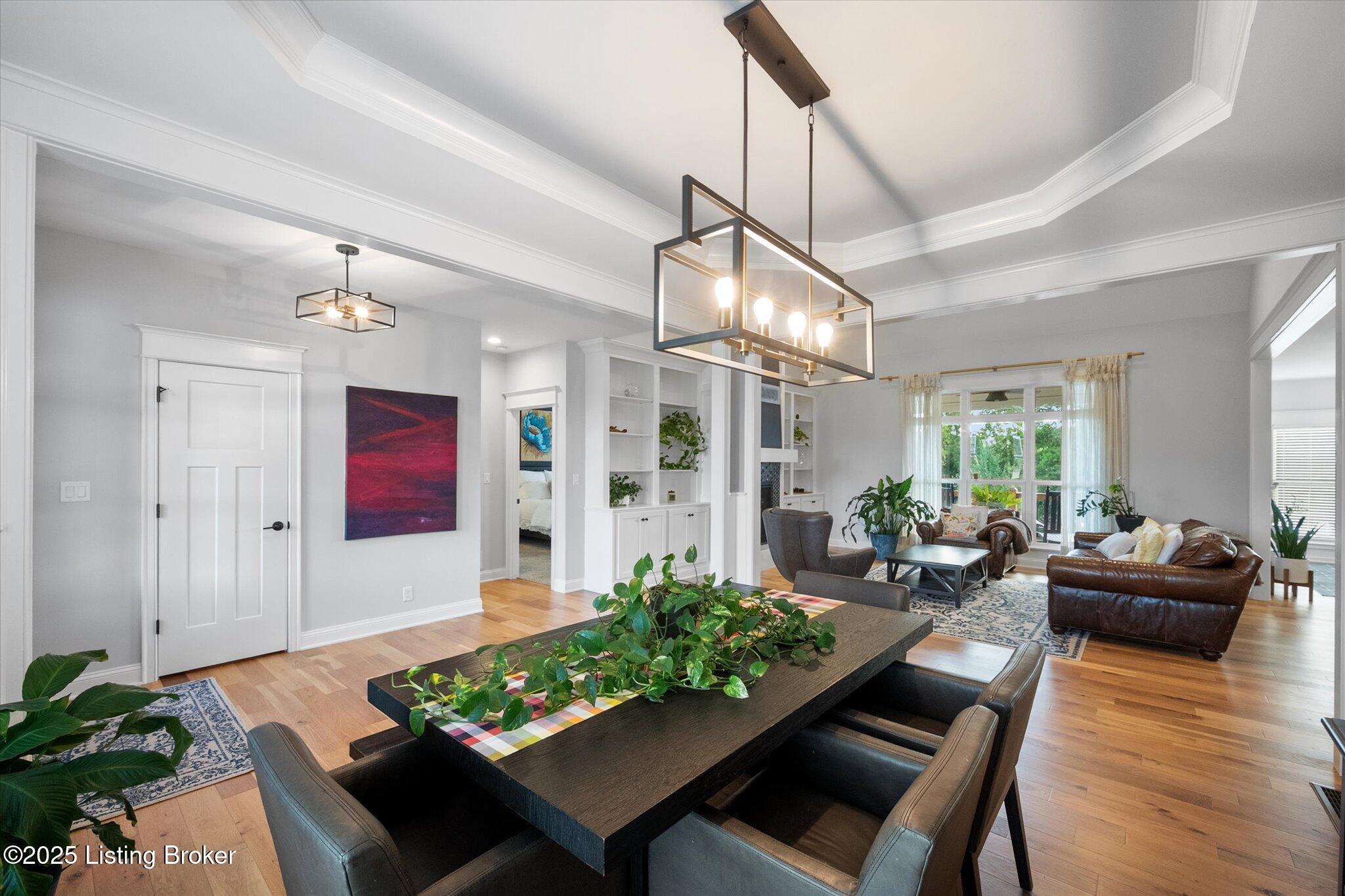 Crestwood, Kentucky, 40014, United States, 6 Bedrooms Bedrooms, ,5 BathroomsBathrooms,Residential,Active,1926918