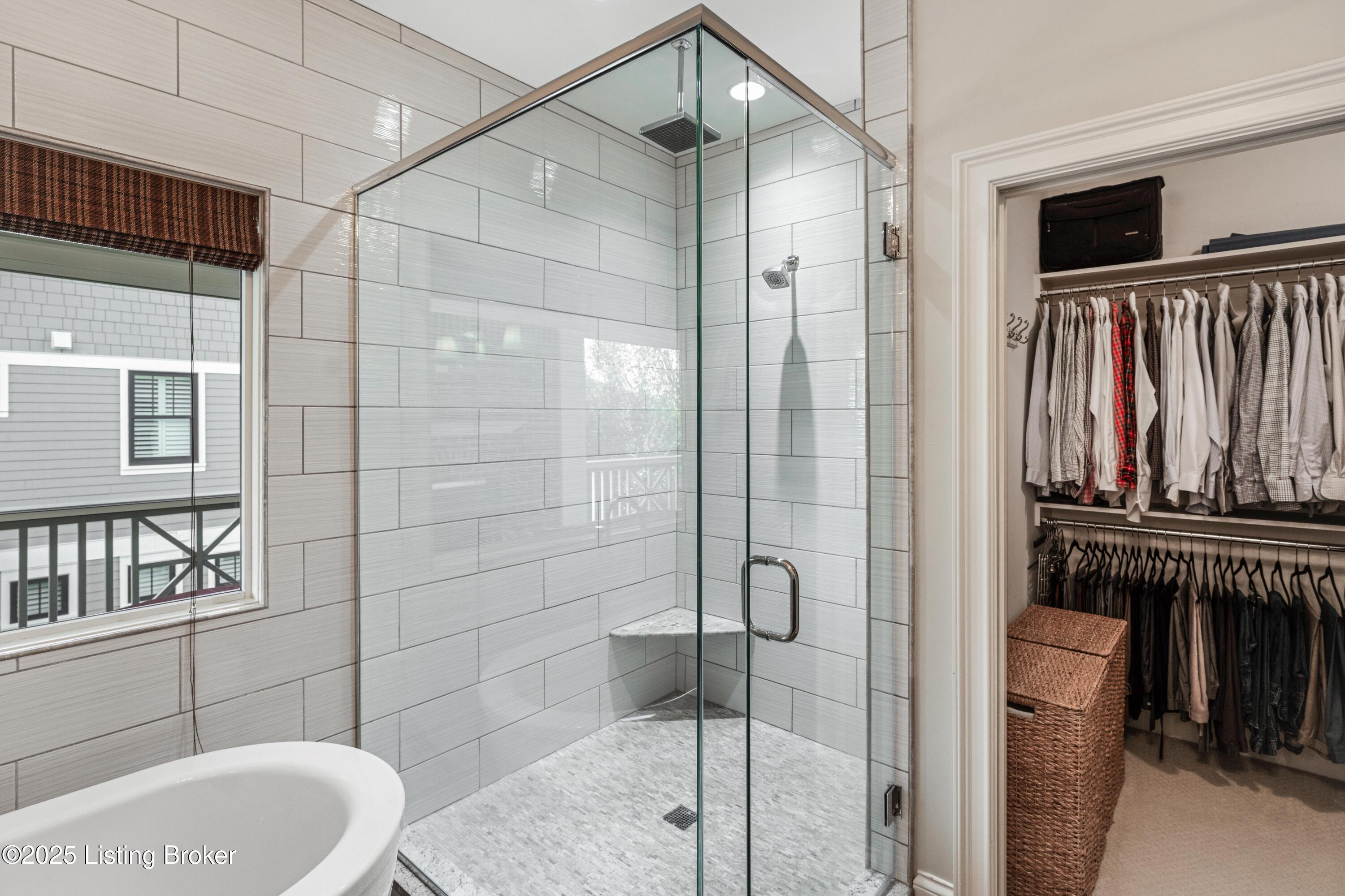 Prospect, Kentucky, 40059, United States, 4 Bedrooms Bedrooms, ,4 BathroomsBathrooms,Residential,Active,1969754