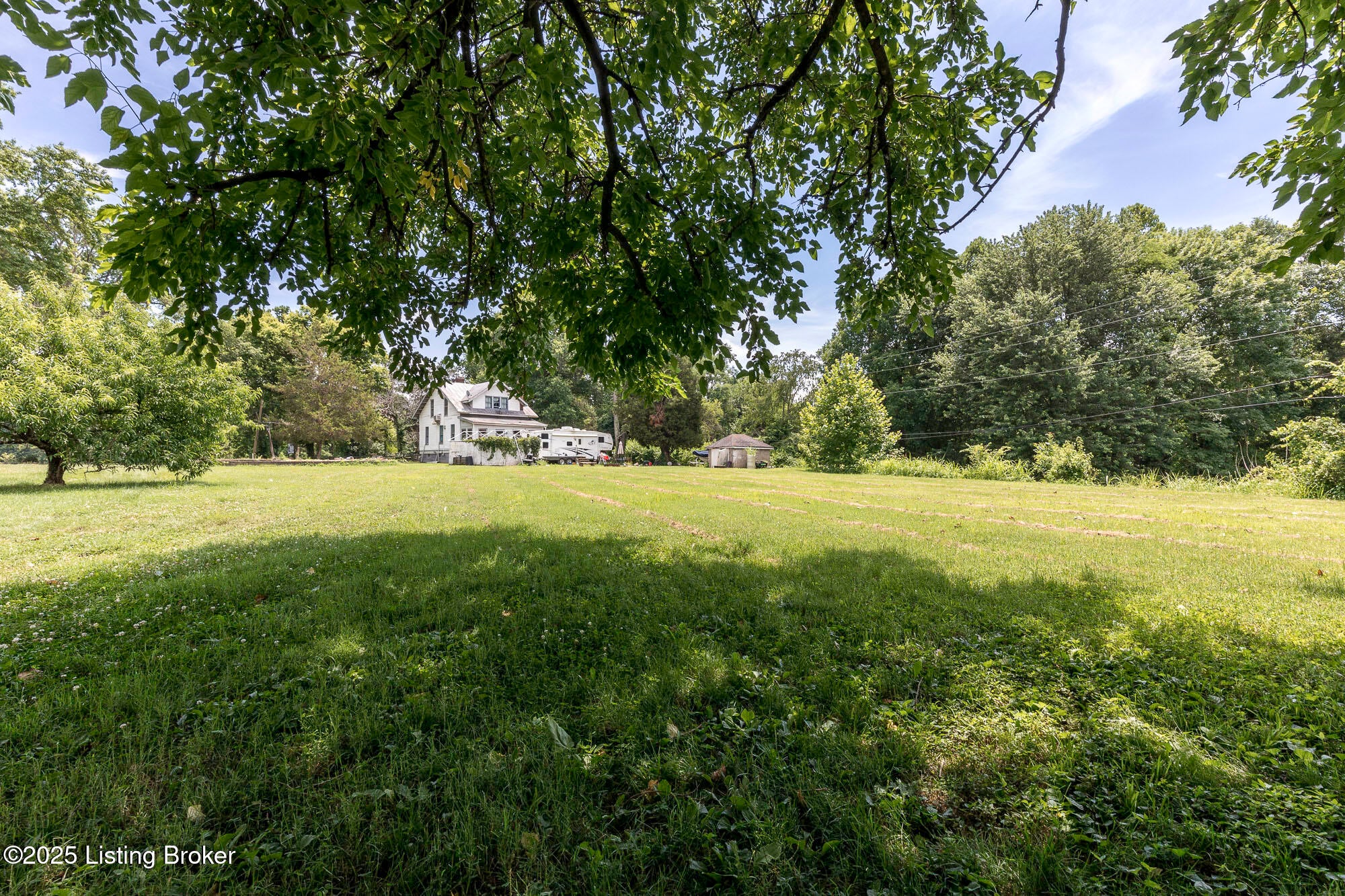 Louisville, Kentucky, 40222, United States, ,2 BathroomsBathrooms,Residential,Active,1888490