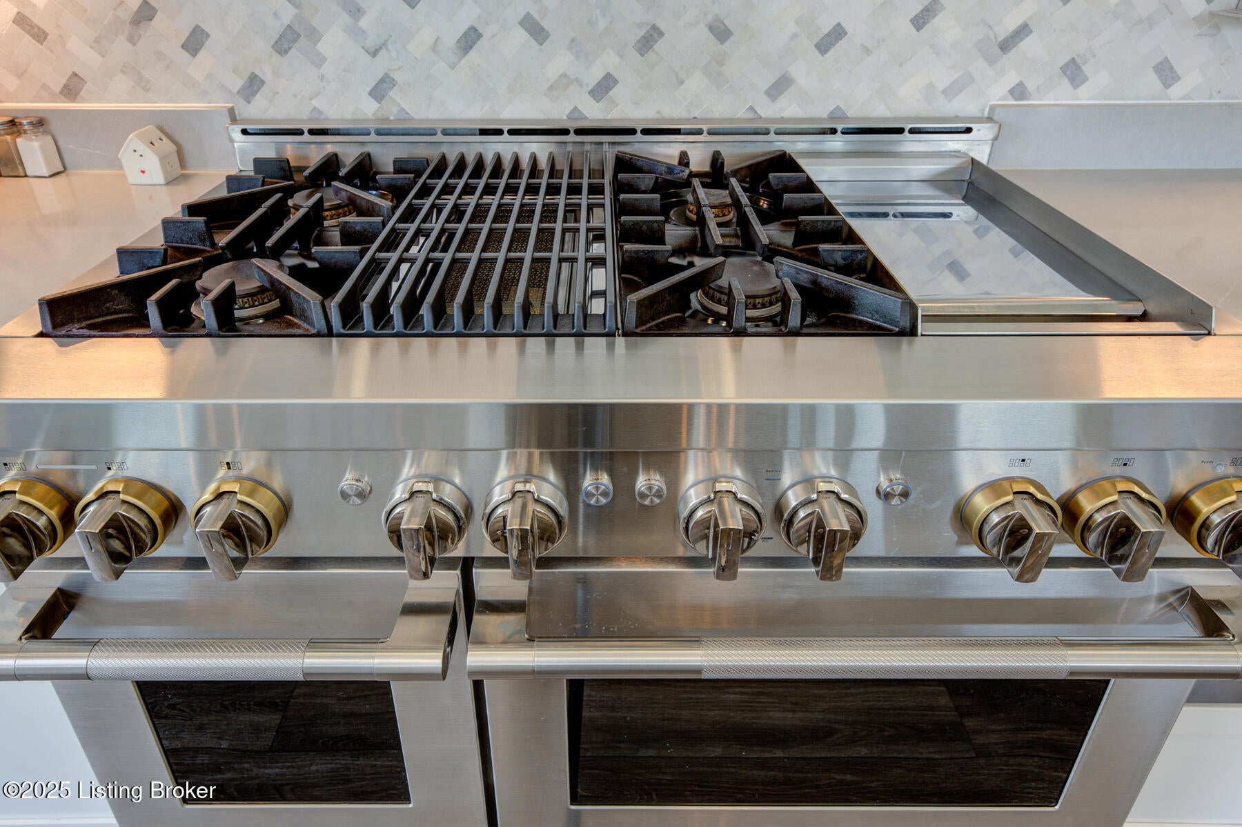 Taylorsville, Kentucky, 40071, United States, ,5 BathroomsBathrooms,Residential,Active,1900170