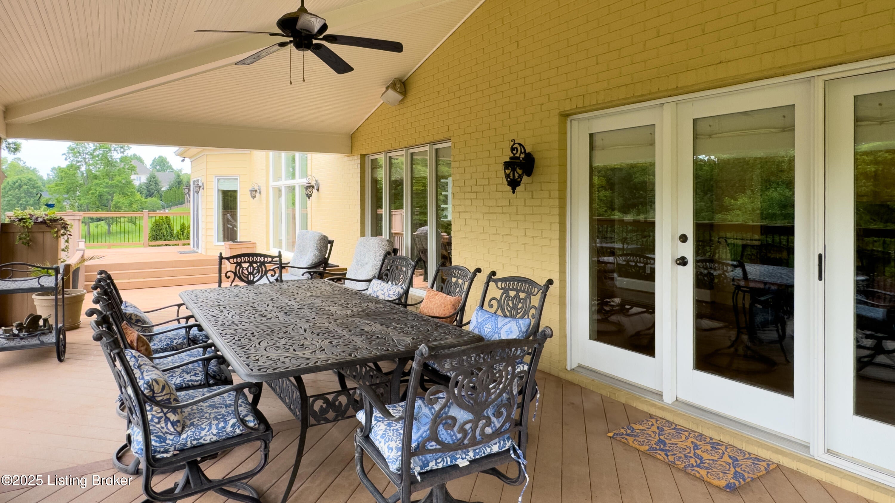 Prospect, Kentucky, 40059, United States, ,5 BathroomsBathrooms,Residential,Active,1849523