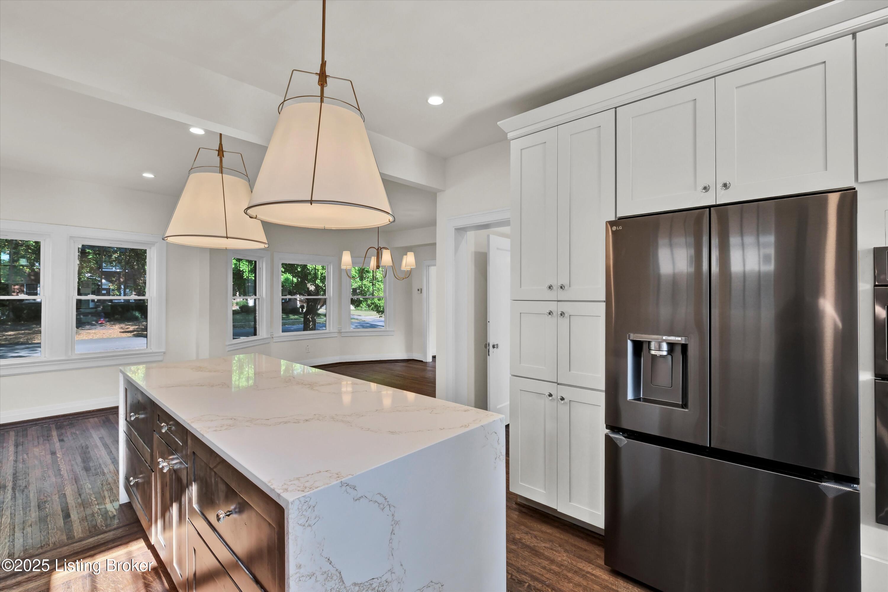 Louisville, Kentucky, 40205, United States, 4 Bedrooms Bedrooms, ,5 BathroomsBathrooms,Residential,Active,1953367