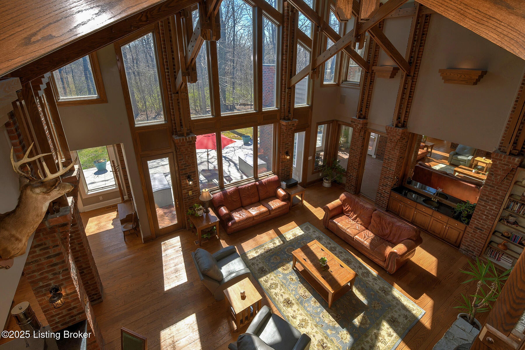 Louisville, Kentucky, 40220, United States, 5 Bedrooms Bedrooms, ,7 BathroomsBathrooms,Residential,Active,1953976