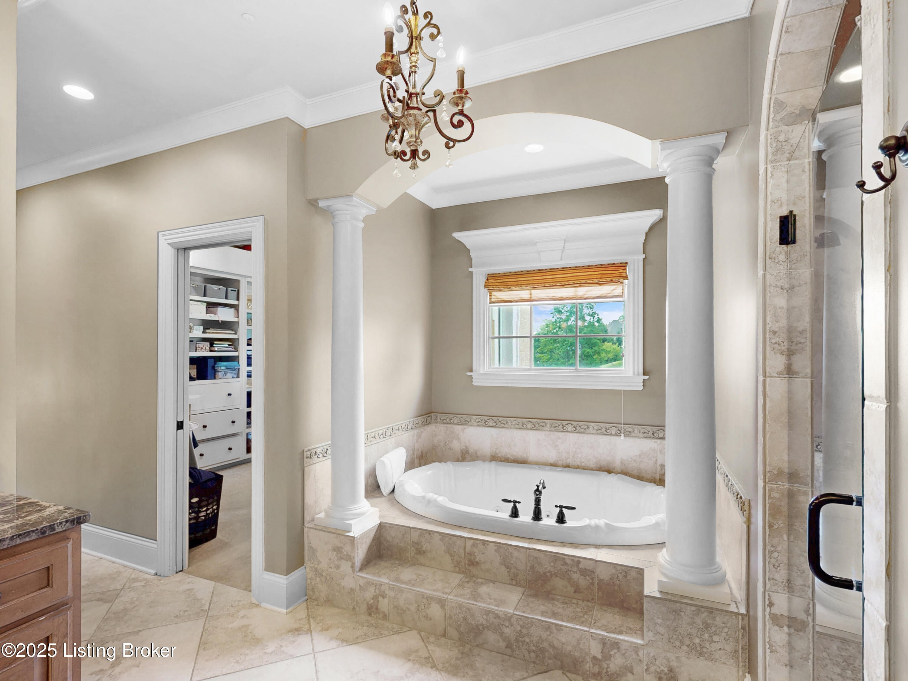 Prospect, Kentucky, 40059, United States, ,5 BathroomsBathrooms,Residential,Active,1849523
