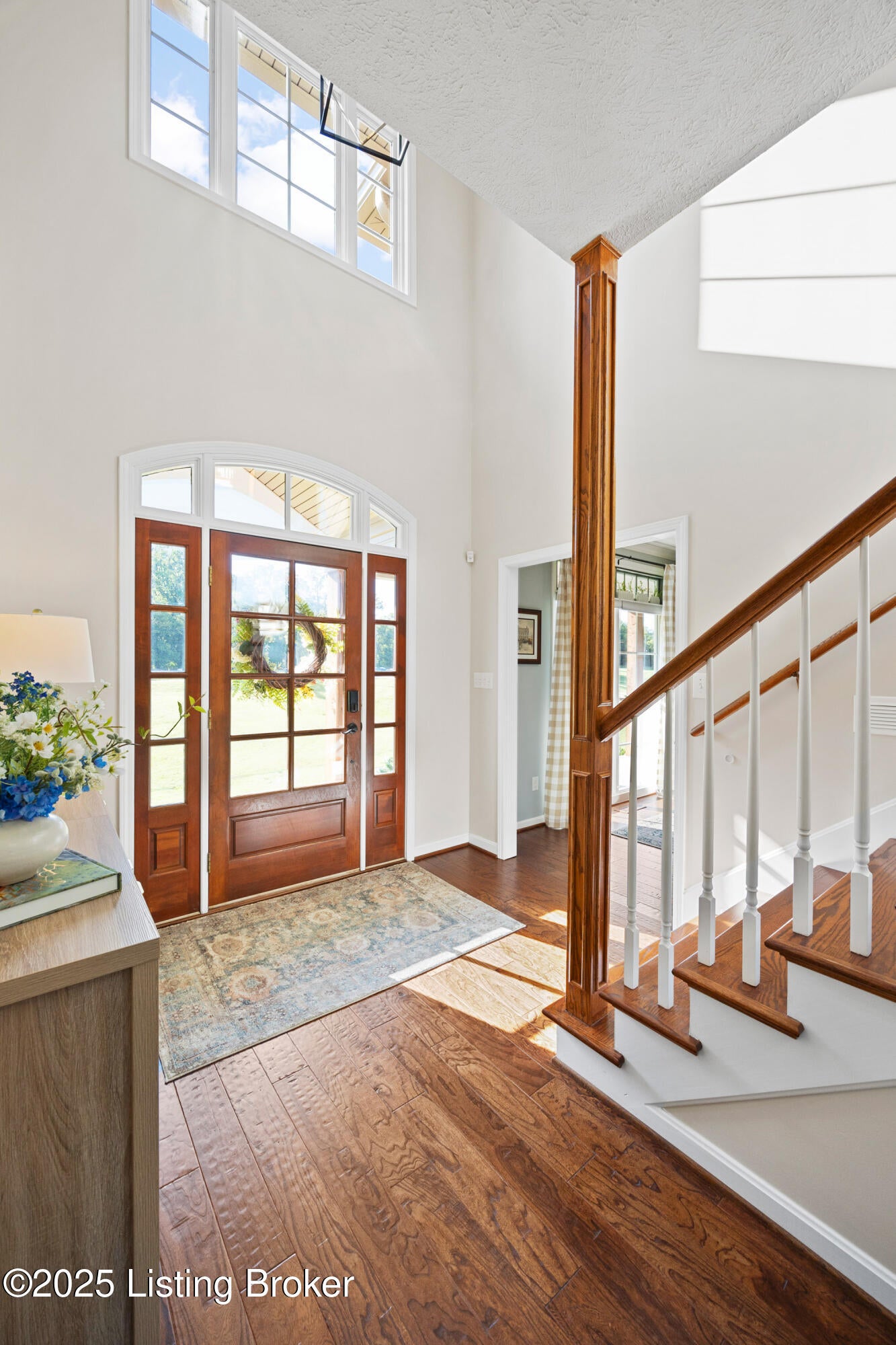Louisville, Kentucky, 40272, United States, 6 Bedrooms Bedrooms, ,6 BathroomsBathrooms,Residential,Active,1929692