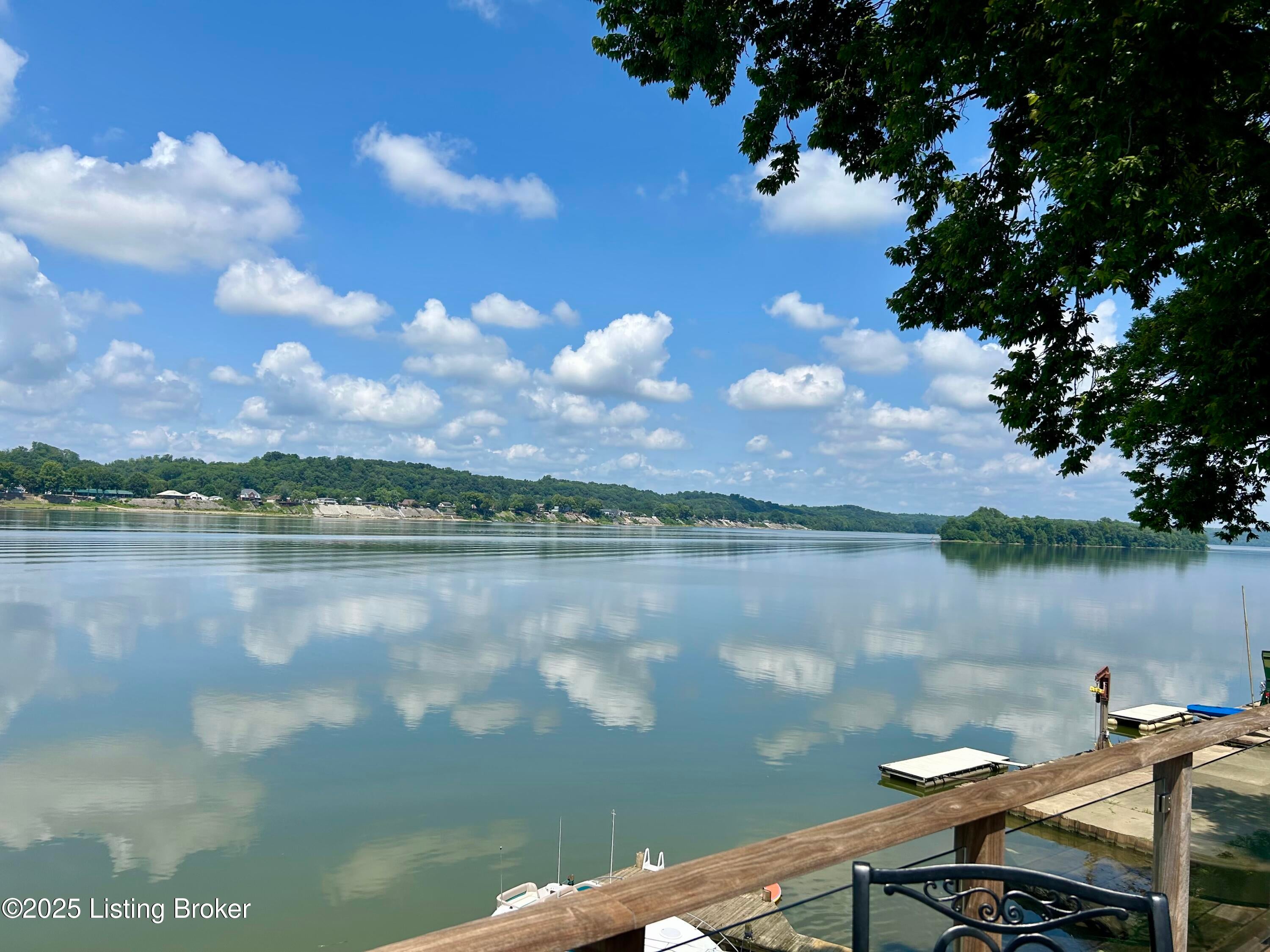 Prospect, Kentucky, 40059, United States, 3 Bedrooms Bedrooms, ,3 BathroomsBathrooms,Residential,Active,1922654