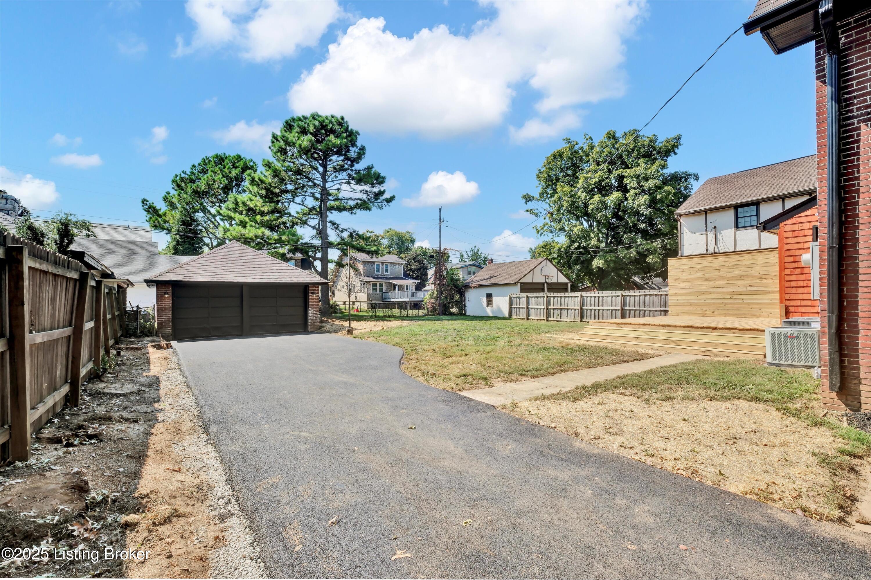 Louisville, Kentucky, 40205, United States, 4 Bedrooms Bedrooms, ,5 BathroomsBathrooms,Residential,Active,1996579