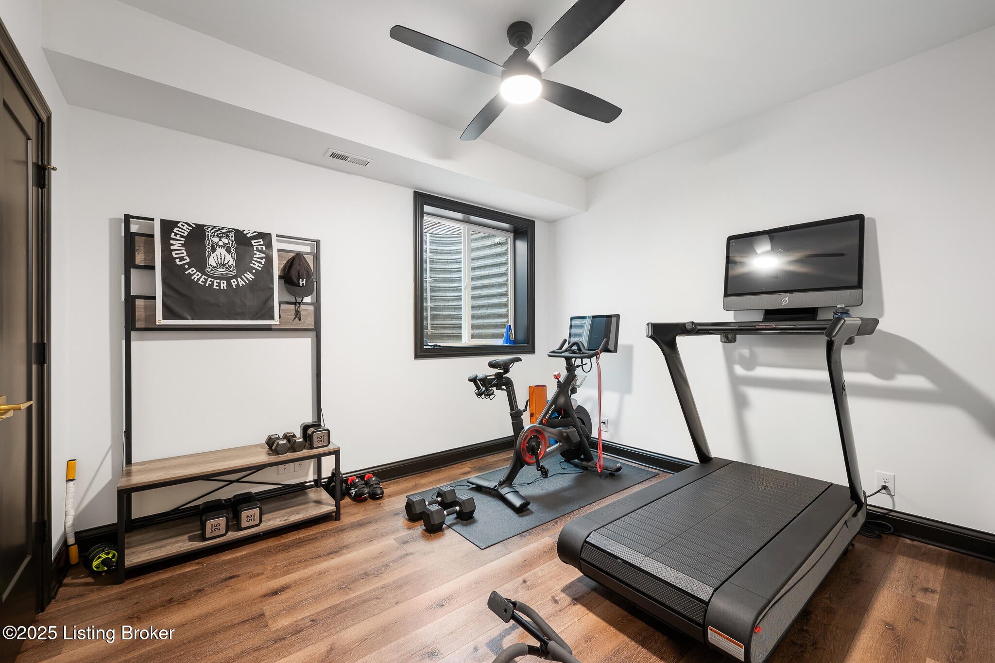 Prospect, Kentucky, 40059, United States, 4 Bedrooms Bedrooms, ,4 BathroomsBathrooms,Residential,Active,1997566