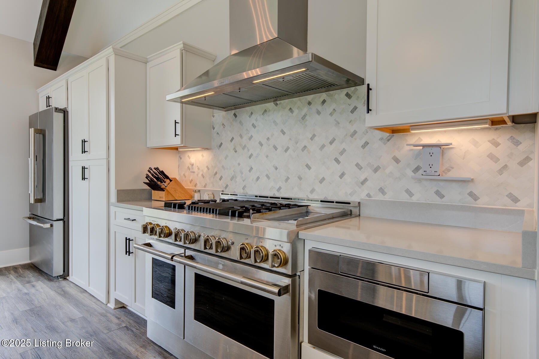 Taylorsville, Kentucky, 40071, United States, ,5 BathroomsBathrooms,Residential,Active,1900170