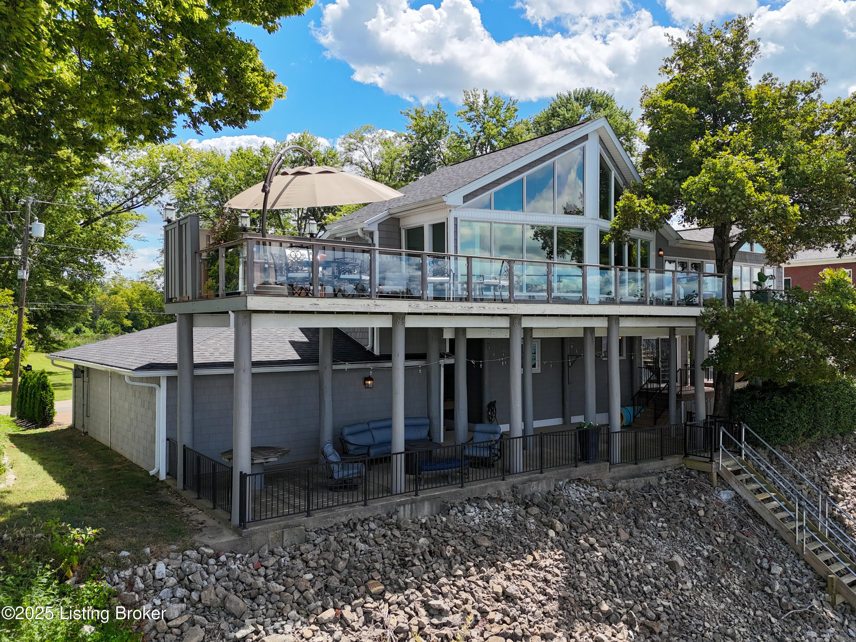 Prospect, Kentucky, 40059, United States, 3 Bedrooms Bedrooms, ,3 BathroomsBathrooms,Residential,Active,1922654