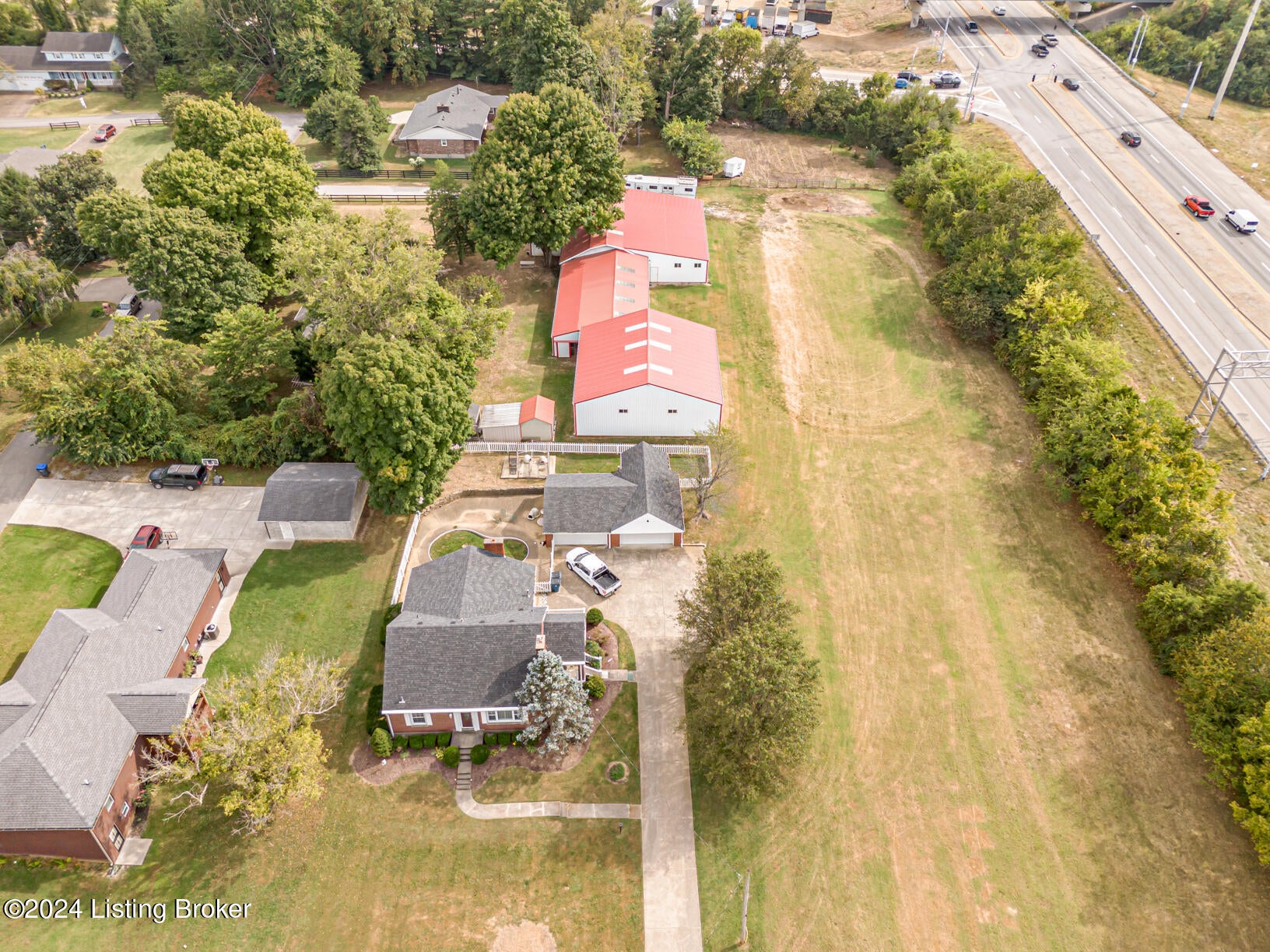 Louisville, Kentucky, 40229, United States, 2 Bedrooms Bedrooms, ,1 BathroomBathrooms,Residential,Active,1964291