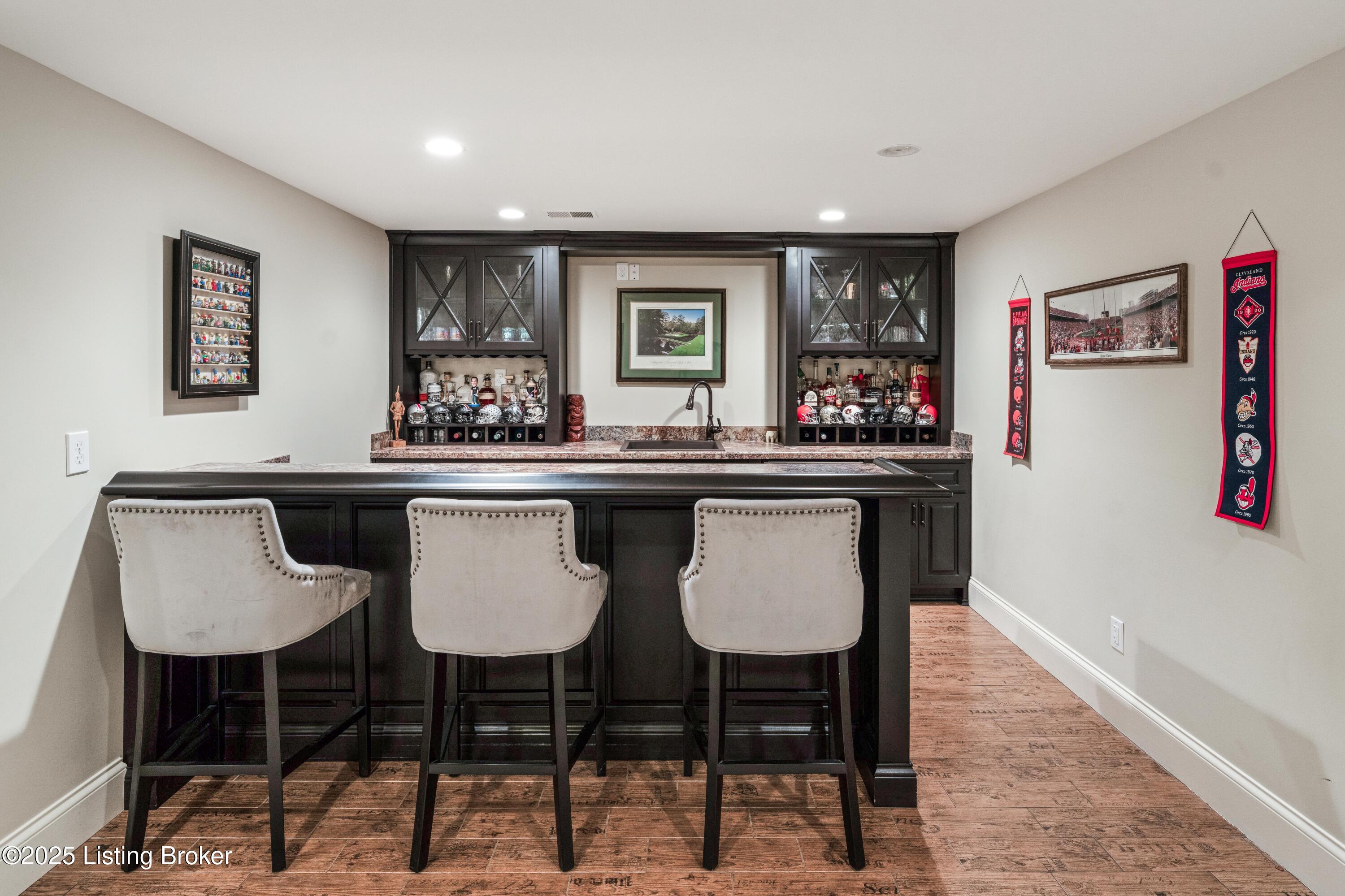 Prospect, Kentucky, 40059, United States, 4 Bedrooms Bedrooms, ,4 BathroomsBathrooms,Residential,Active,1969754