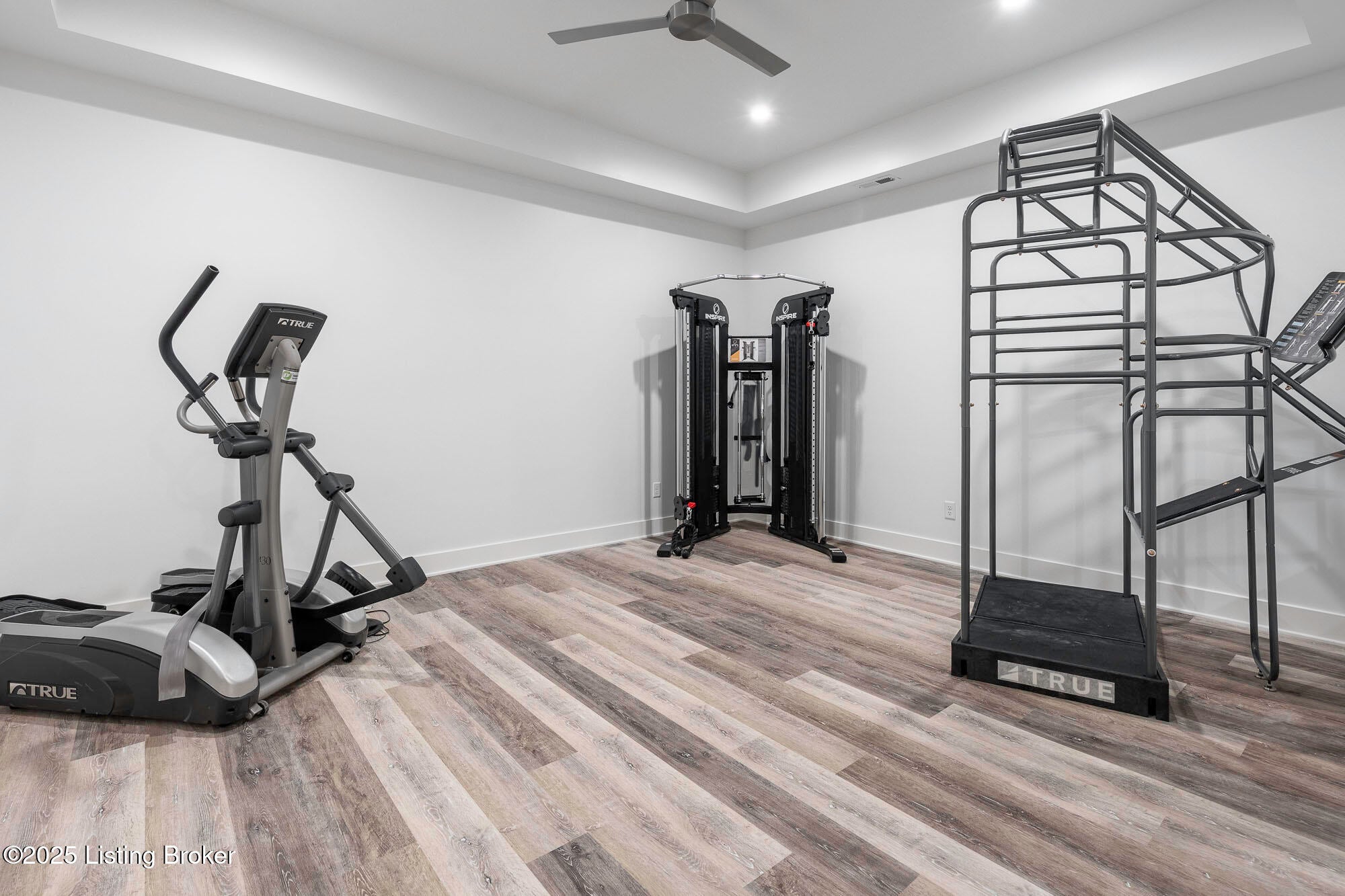 Prospect, Kentucky, 40059, United States, 5 Bedrooms Bedrooms, ,7 BathroomsBathrooms,Residential,Active,1894198