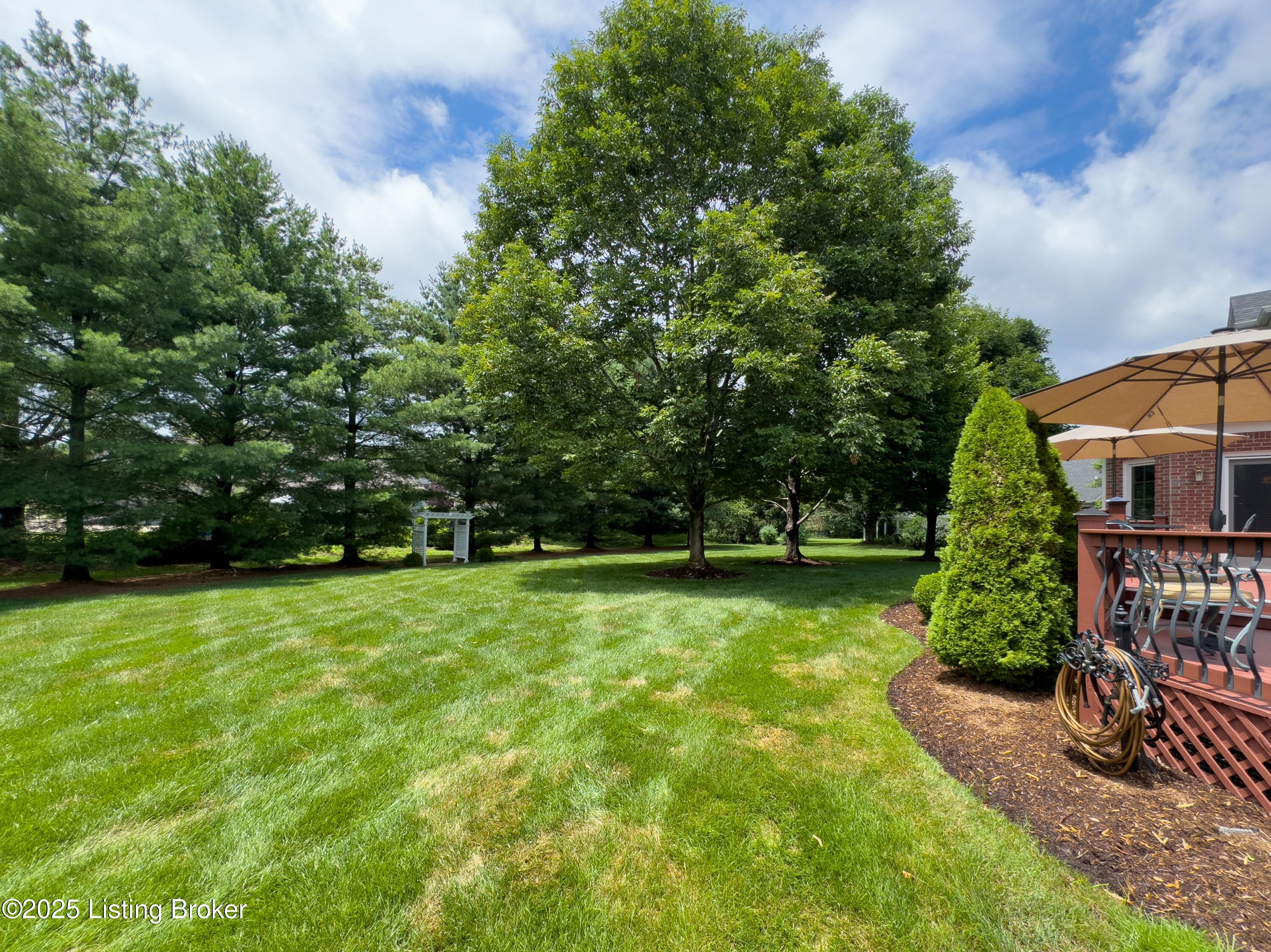 Prospect, Kentucky, 40059, United States, 4 Bedrooms Bedrooms, ,5 BathroomsBathrooms,Residential,Active,1944096
