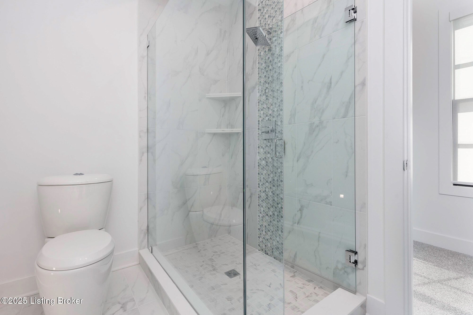 Prospect, Kentucky, 40059, United States, 5 Bedrooms Bedrooms, ,7 BathroomsBathrooms,Residential,Active,1894198