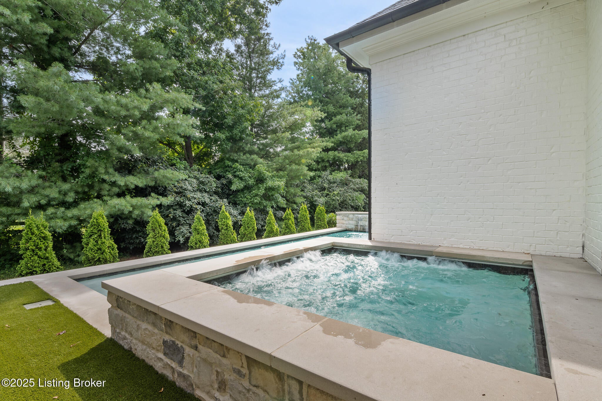 Prospect, Kentucky, 40059, United States, 5 Bedrooms Bedrooms, ,7 BathroomsBathrooms,Residential,Active,1894198