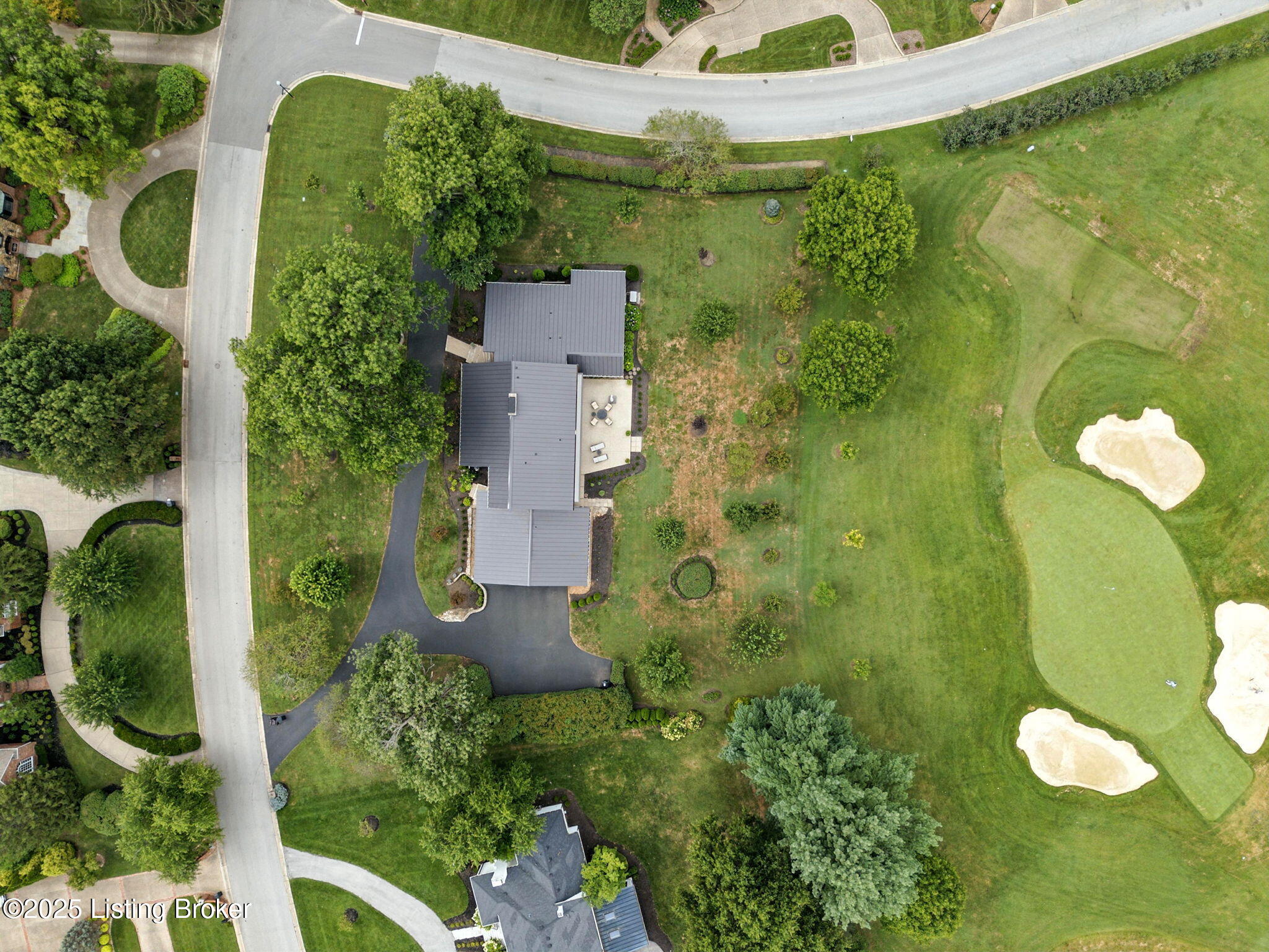 Louisville, Kentucky, 40222, United States, 5 Bedrooms Bedrooms, ,5 BathroomsBathrooms,Residential,Active,1929431
