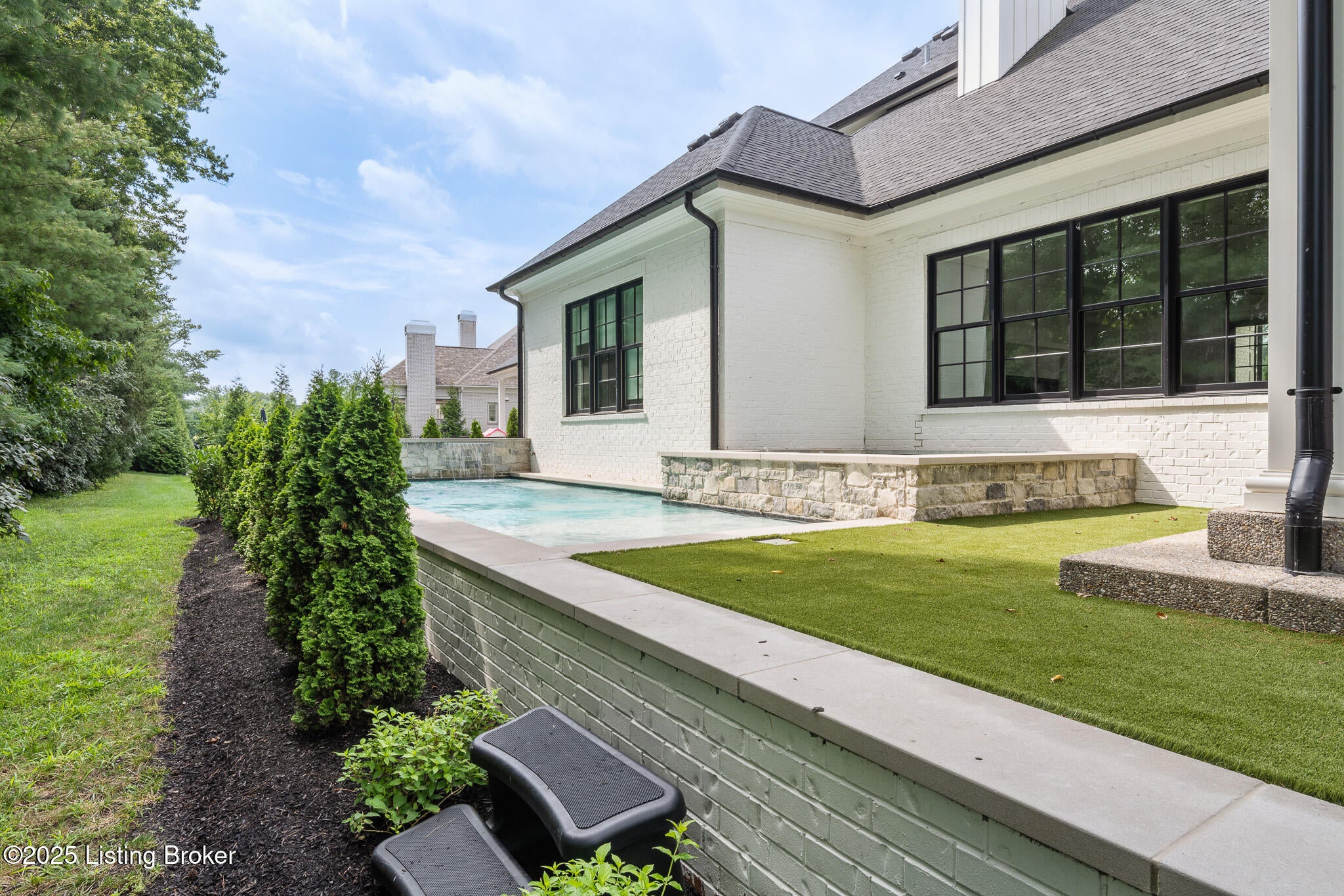 Prospect, Kentucky, 40059, United States, 5 Bedrooms Bedrooms, ,7 BathroomsBathrooms,Residential,Active,1894198