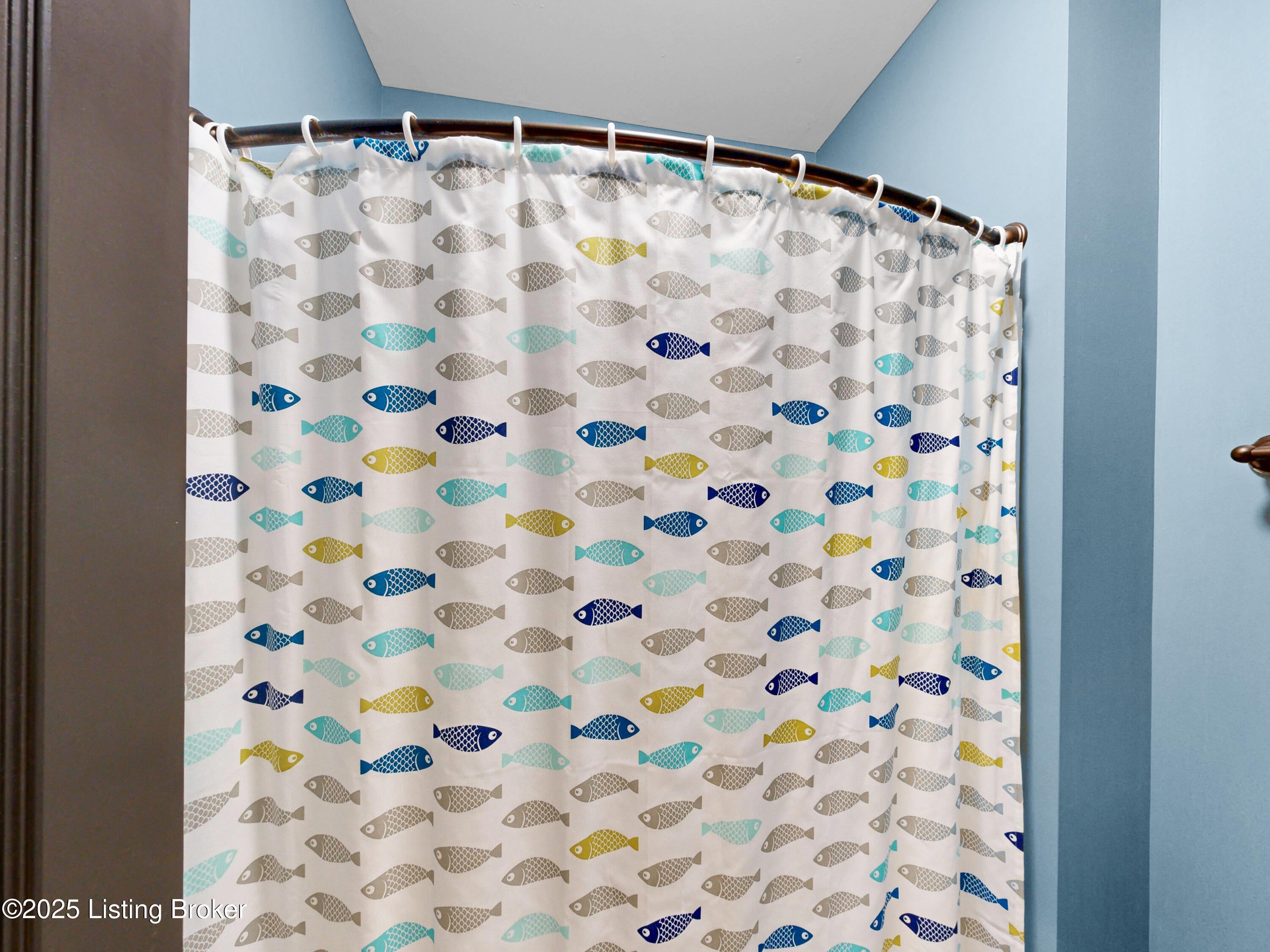Prospect, Kentucky, 40059, United States, ,5 BathroomsBathrooms,Residential,Active,1849523