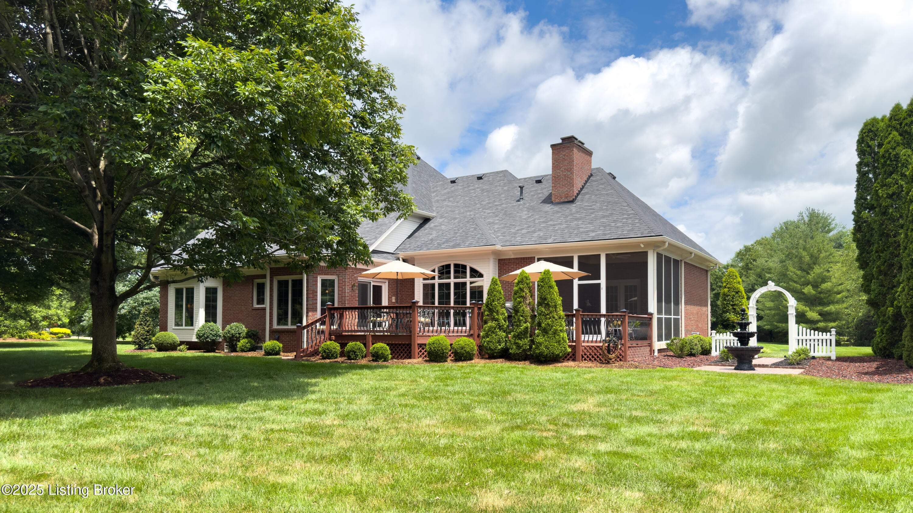 Prospect, Kentucky, 40059, United States, 4 Bedrooms Bedrooms, ,5 BathroomsBathrooms,Residential,Active,1944096