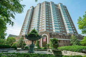 1400 WILLOW AVE APT 1504, LOUISVILLE, KY 40204 - Image 1