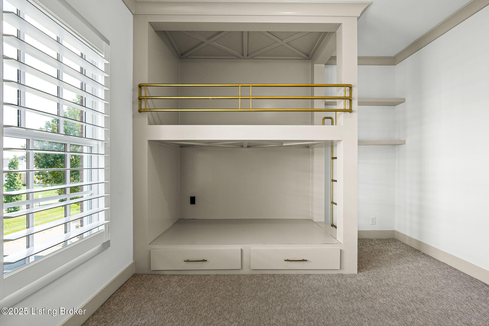 Prospect, Kentucky, 40059, United States, 6 Bedrooms Bedrooms, ,5 BathroomsBathrooms,Residential,Active,1926893