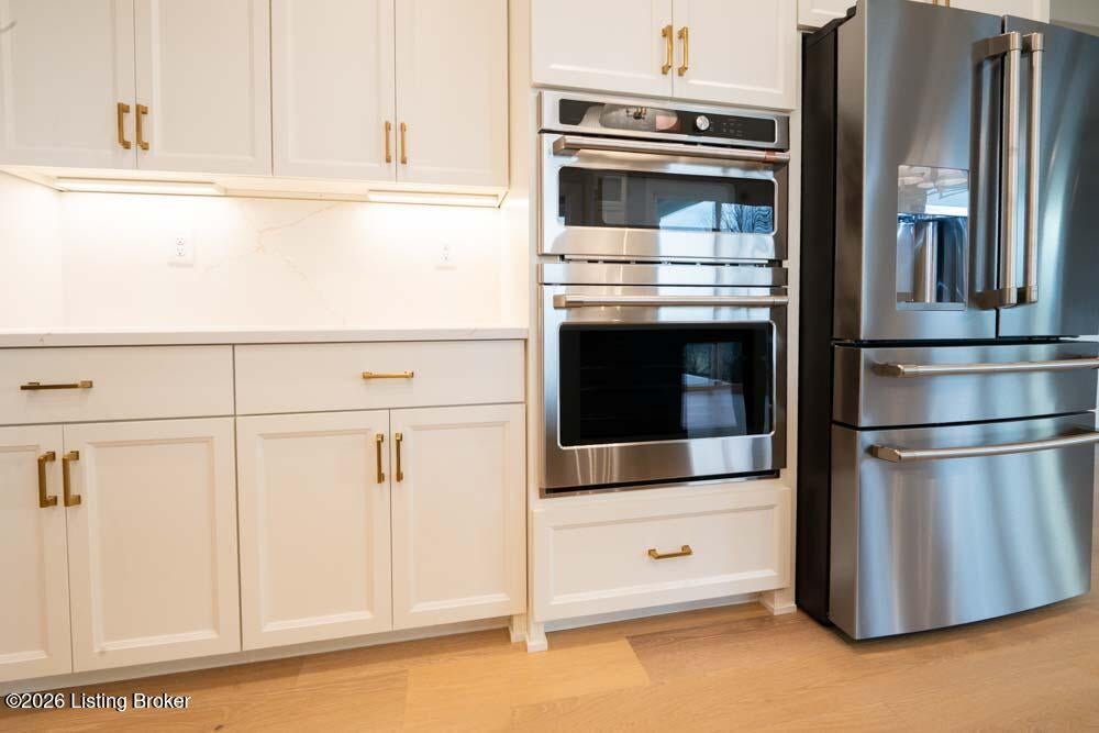 Prospect, Kentucky, 40059, United States, 5 Bedrooms Bedrooms, ,5 BathroomsBathrooms,Residential,Active,2008924