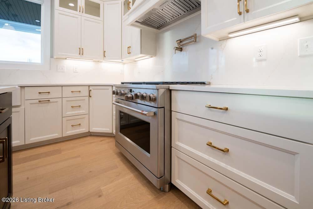 Prospect, Kentucky, 40059, United States, 5 Bedrooms Bedrooms, ,5 BathroomsBathrooms,Residential,Active,2008924