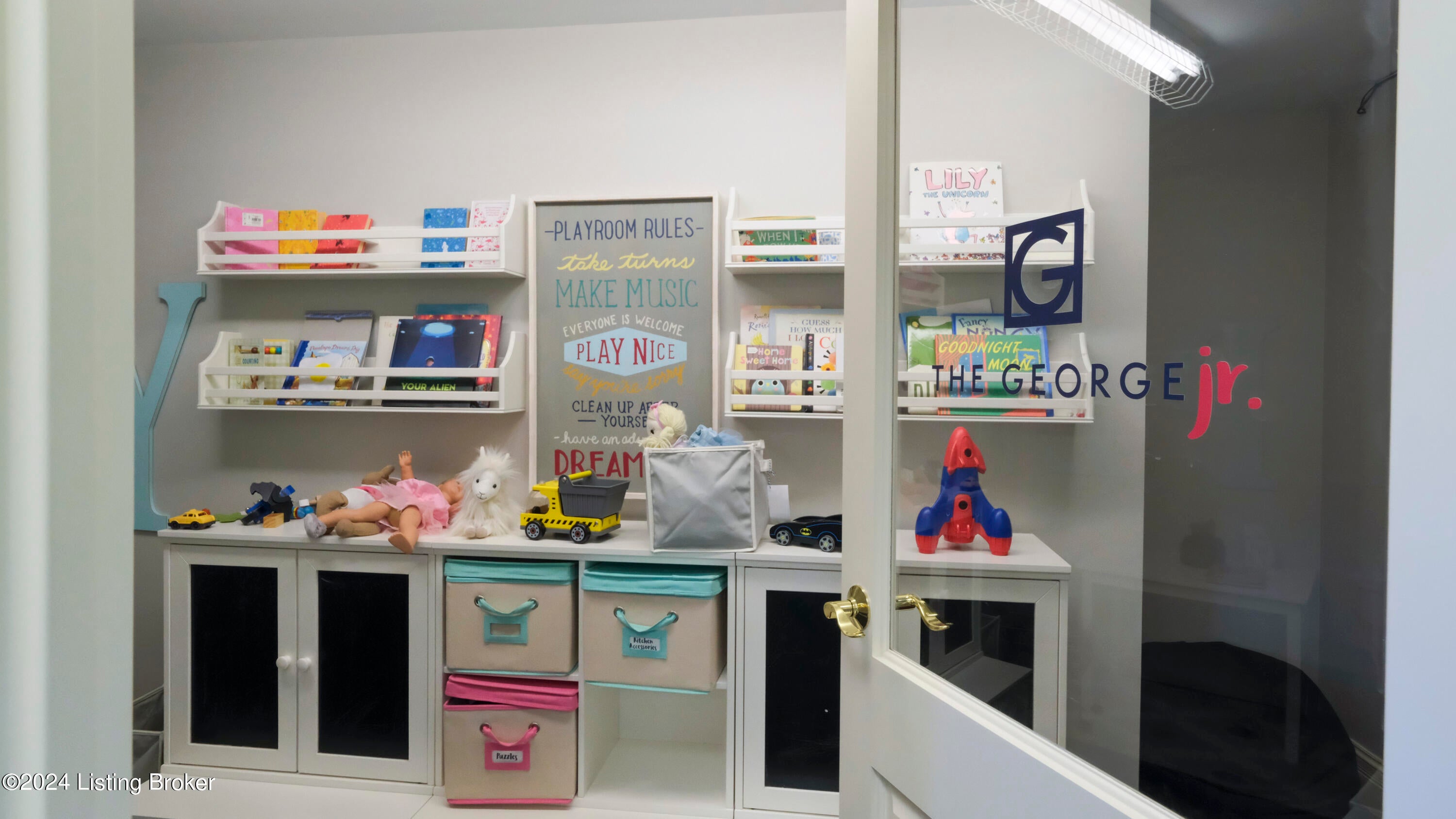 Louisville, Kentucky, 40241, United States, 3 Bedrooms Bedrooms, ,3 BathroomsBathrooms,Residential,Active,1946524