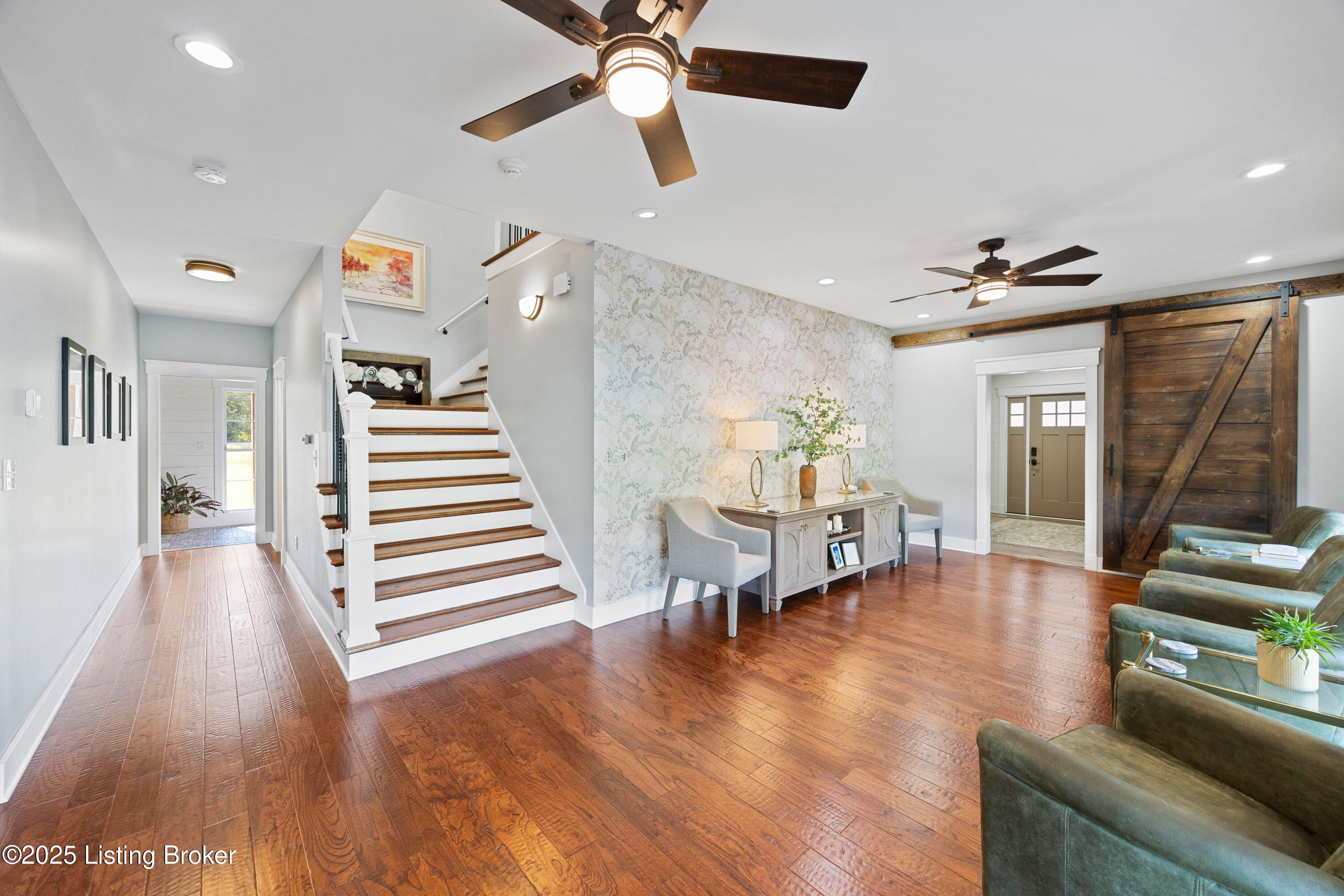 Louisville, Kentucky, 40272, United States, 6 Bedrooms Bedrooms, ,6 BathroomsBathrooms,Residential,Active,1929692