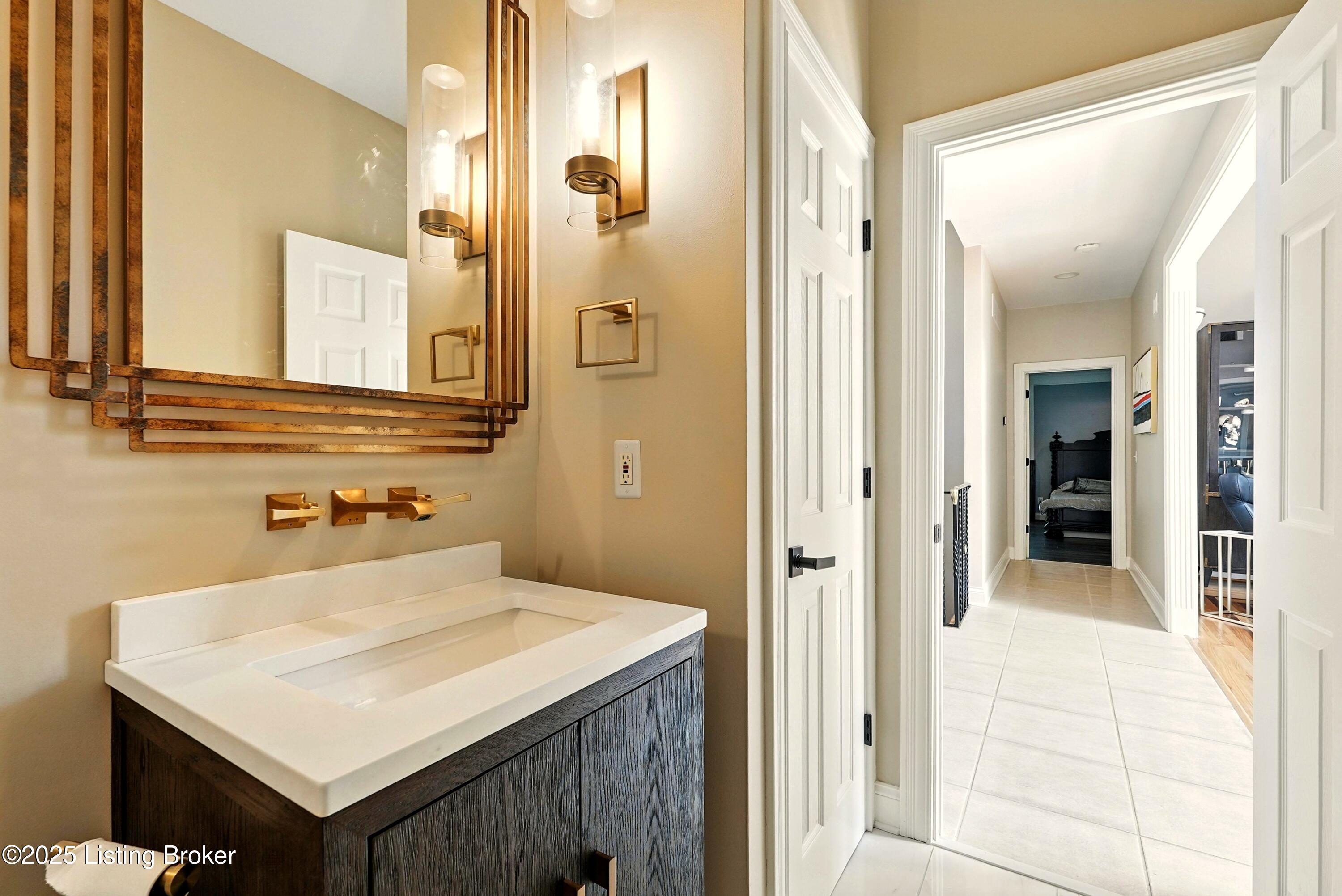 Louisville, Kentucky, 40223, United States, 5 Bedrooms Bedrooms, ,5 BathroomsBathrooms,Residential,Active,1968407