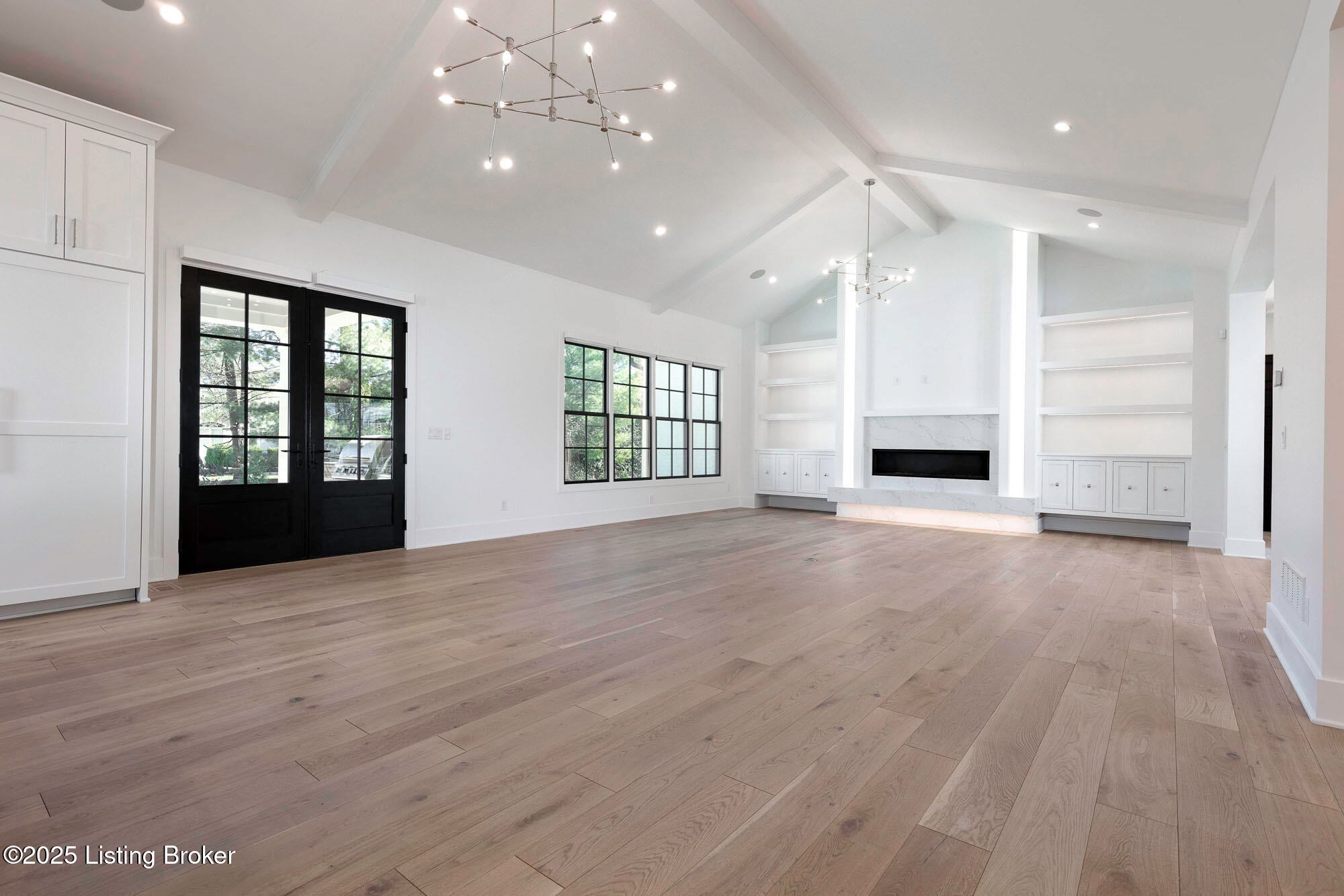 Prospect, Kentucky, 40059, United States, 5 Bedrooms Bedrooms, ,7 BathroomsBathrooms,Residential,Active,1894198