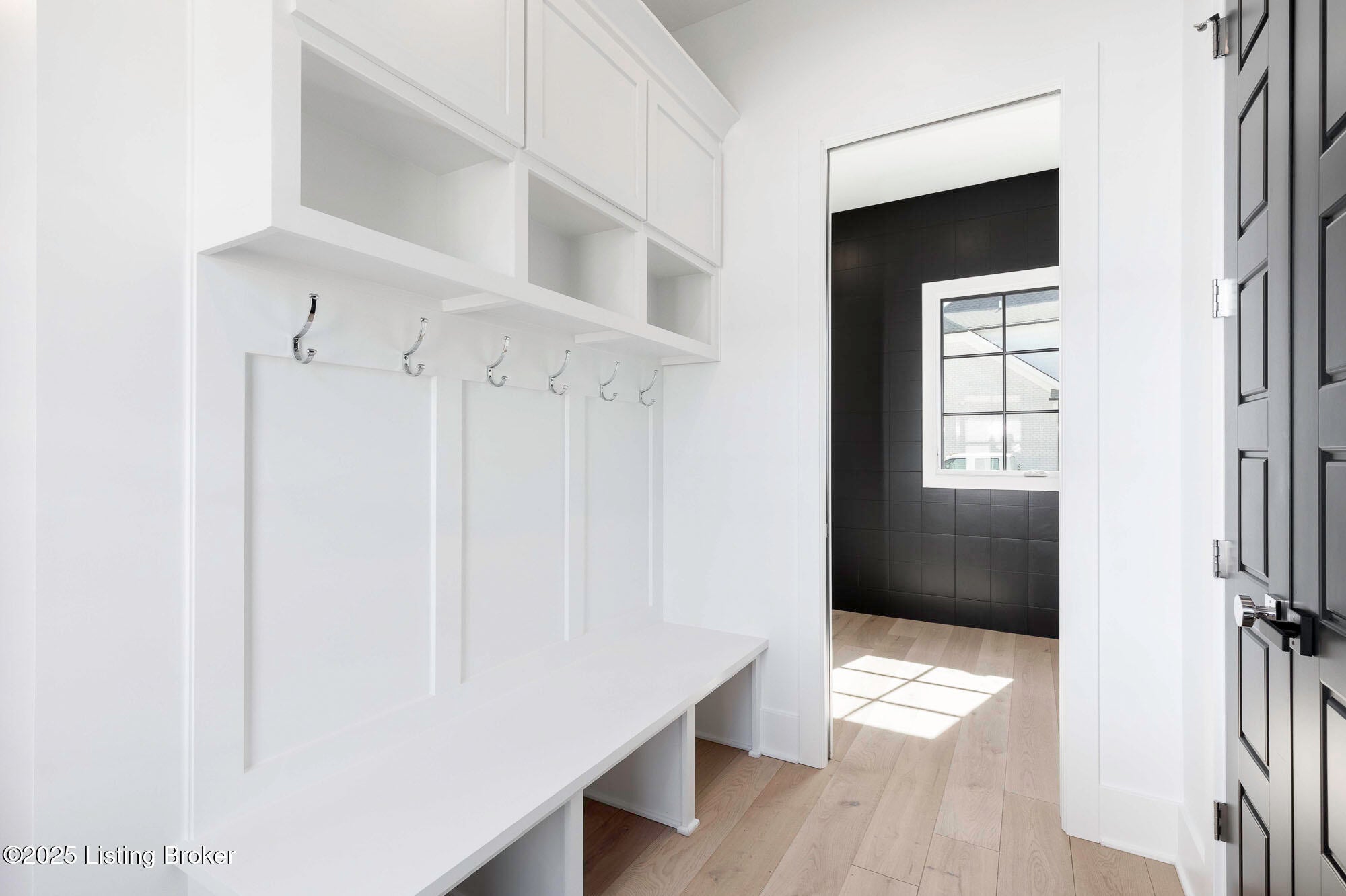 Prospect, Kentucky, 40059, United States, 5 Bedrooms Bedrooms, ,7 BathroomsBathrooms,Residential,Active,1894198