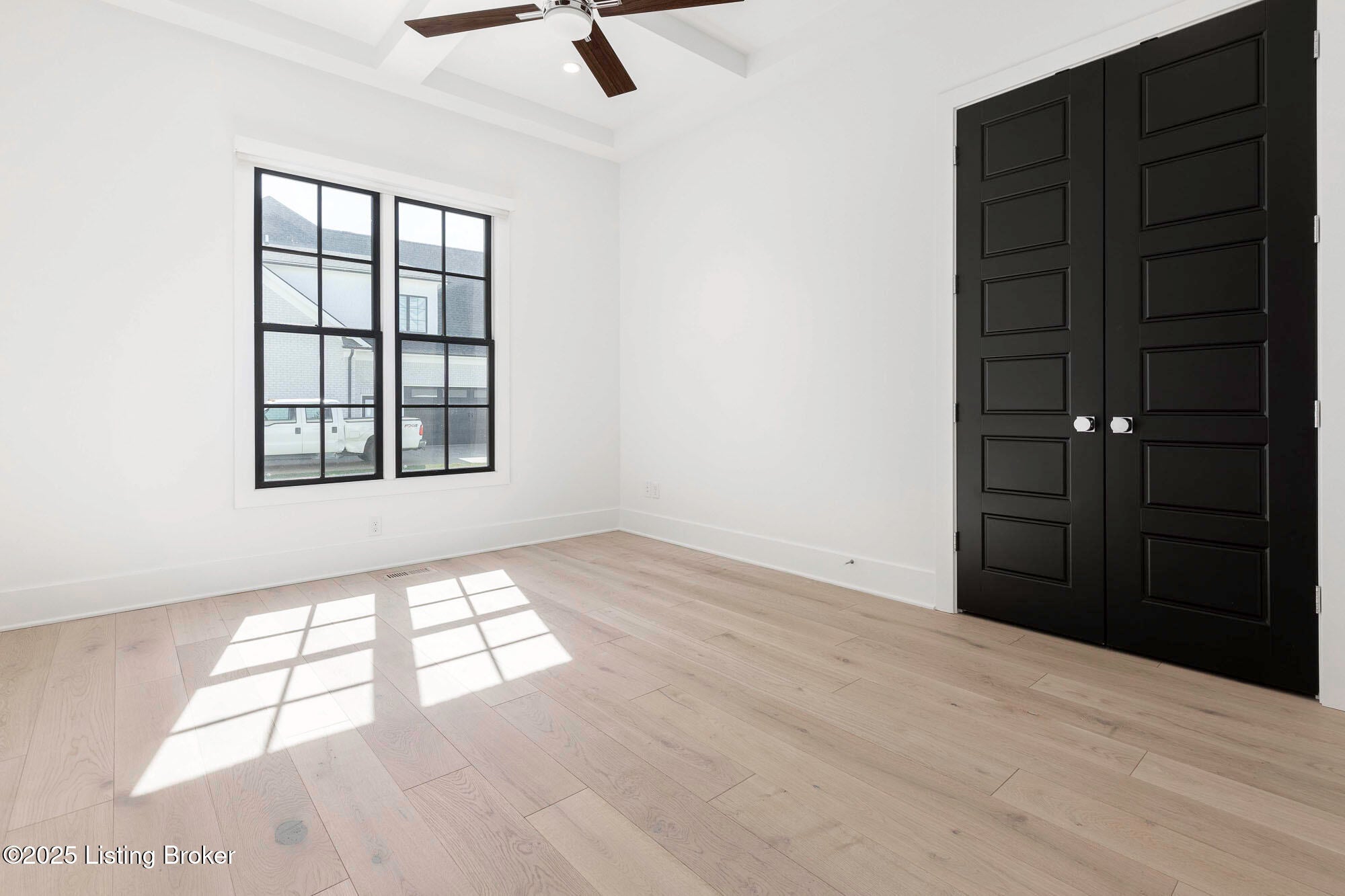 Prospect, Kentucky, 40059, United States, 5 Bedrooms Bedrooms, ,7 BathroomsBathrooms,Residential,Active,1894198