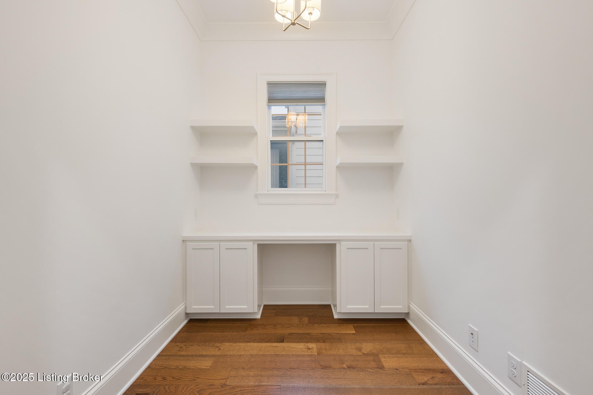 Prospect, Kentucky, 40059, United States, 4 Bedrooms Bedrooms, ,4 BathroomsBathrooms,Residential,Active,1997566