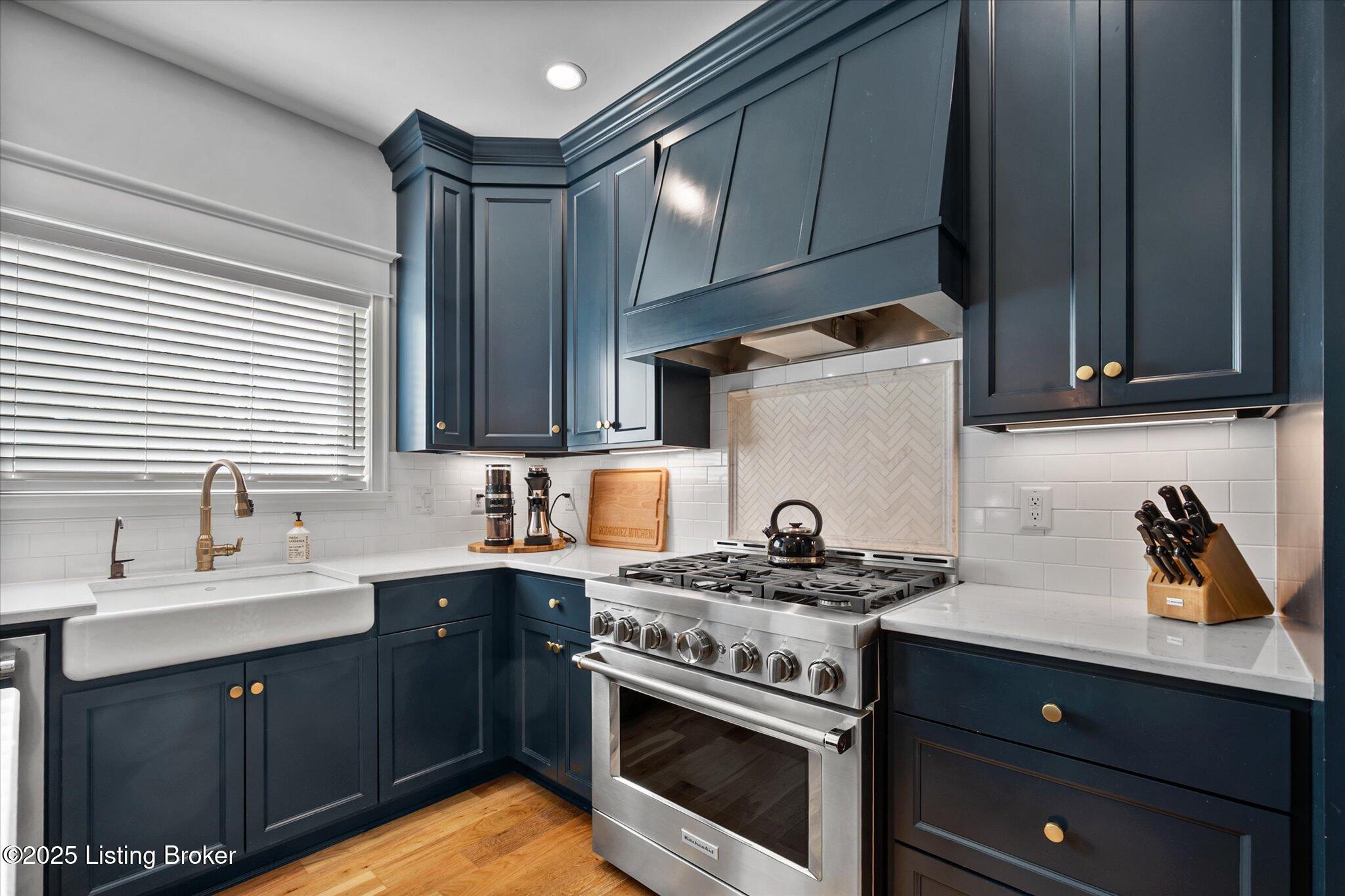 Crestwood, Kentucky, 40014, United States, 6 Bedrooms Bedrooms, ,5 BathroomsBathrooms,Residential,Active,1926918