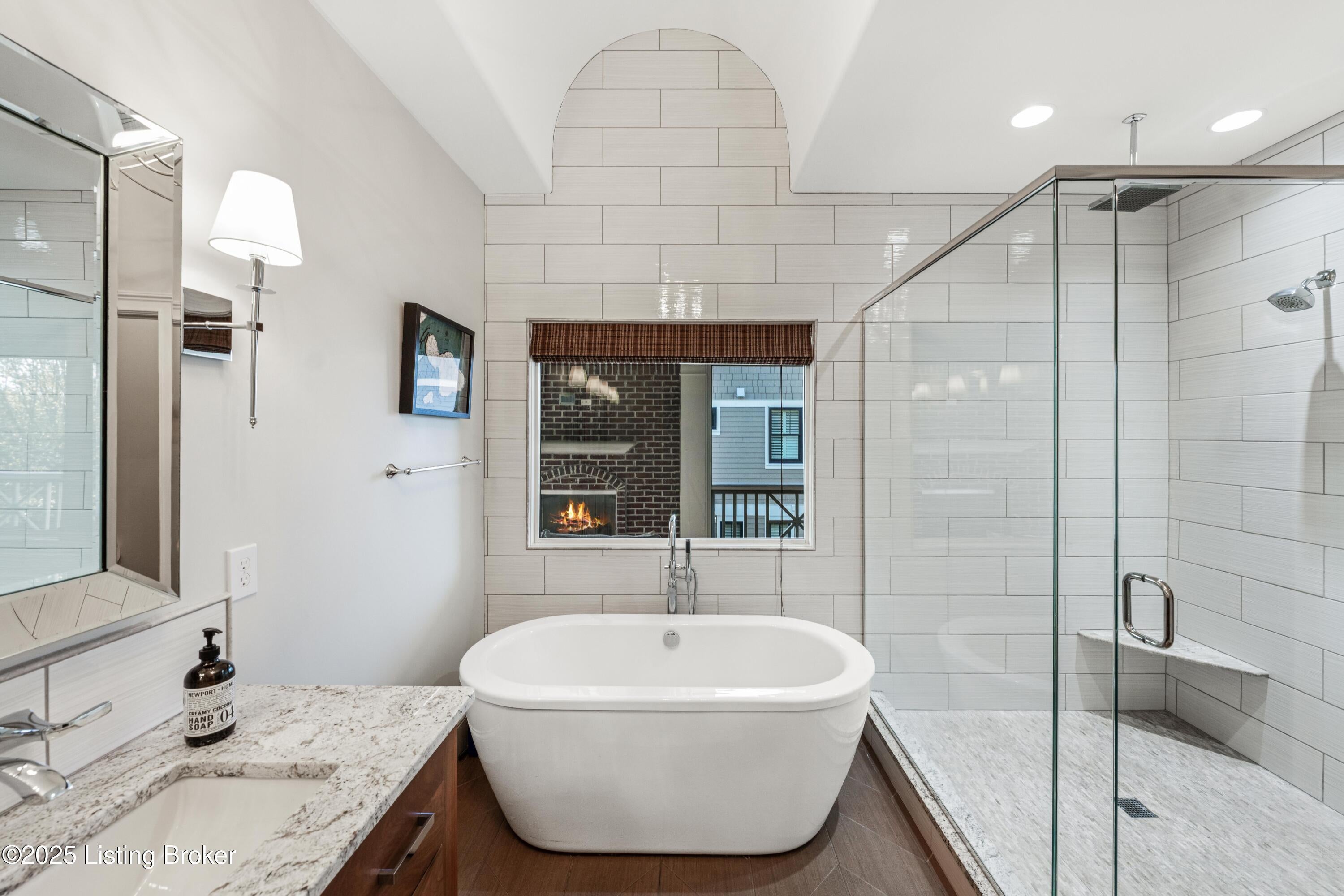 Prospect, Kentucky, 40059, United States, 4 Bedrooms Bedrooms, ,4 BathroomsBathrooms,Residential,Active,1969754