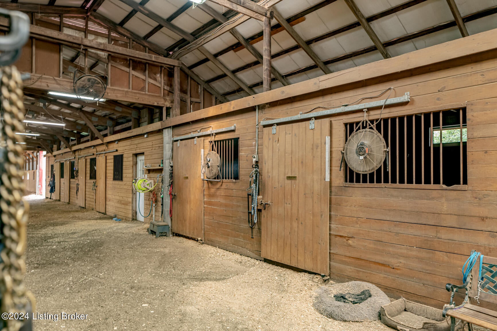 Louisville, Kentucky, 40229, United States, 2 Bedrooms Bedrooms, ,1 BathroomBathrooms,Residential,Active,1964291