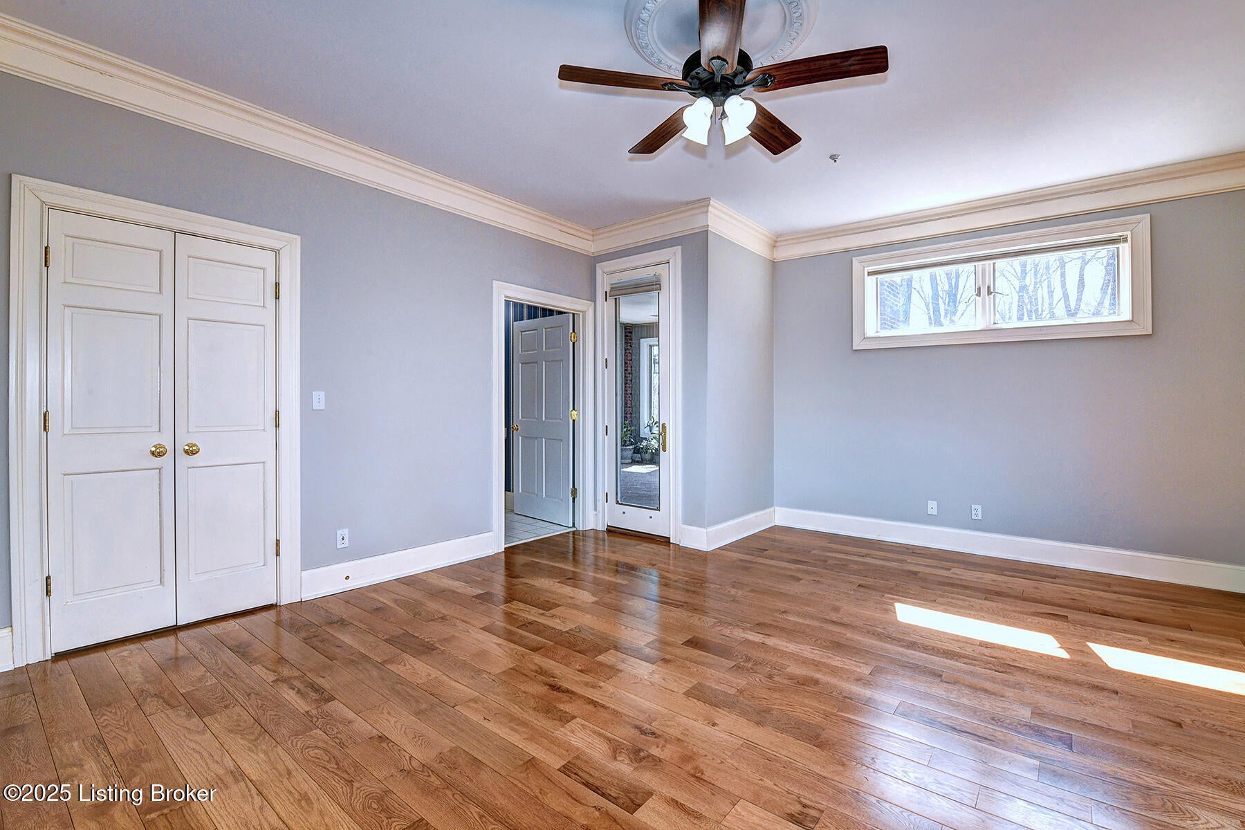 Louisville, Kentucky, 40220, United States, 5 Bedrooms Bedrooms, ,7 BathroomsBathrooms,Residential,Active,1953976