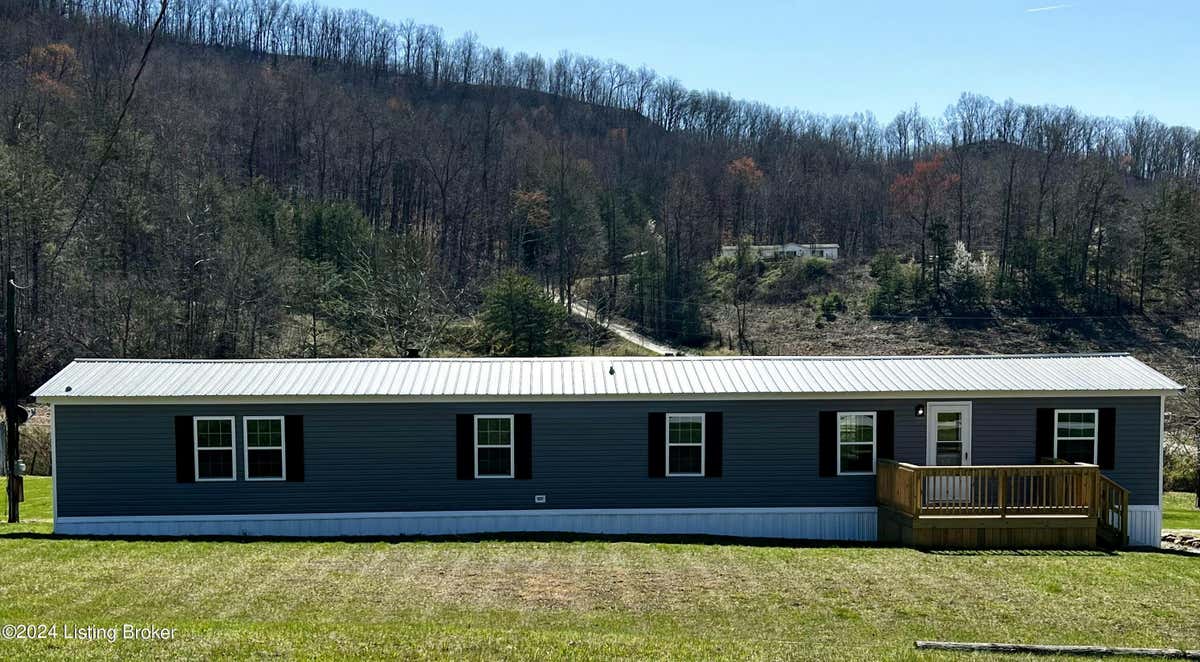 252 JERRICA LEIGH LN, STANTON, KY 40380, photo 1 of 26