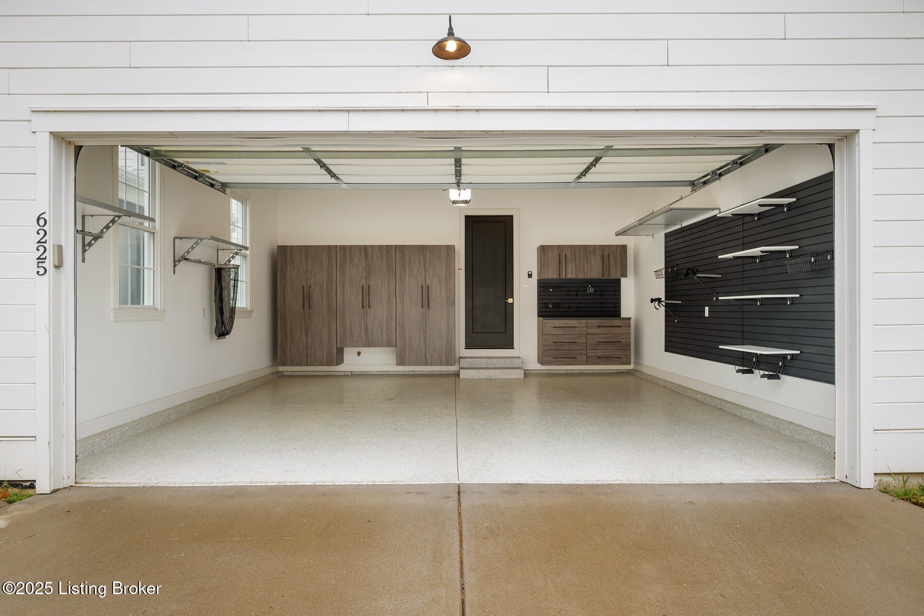 Prospect, Kentucky, 40059, United States, 4 Bedrooms Bedrooms, ,4 BathroomsBathrooms,Residential,Active,1997566