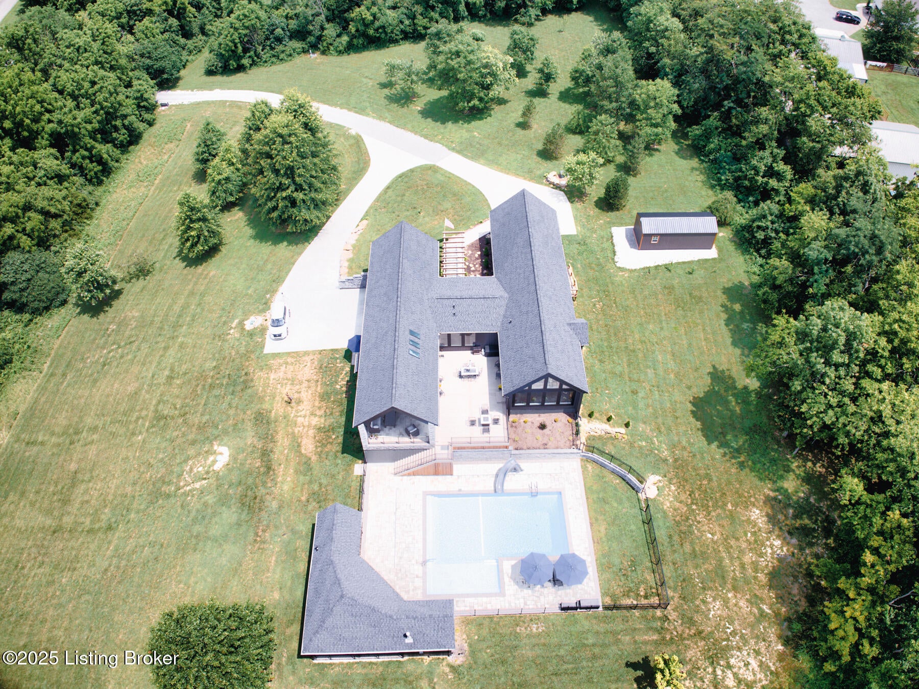 Taylorsville, Kentucky, 40071, United States, ,5 BathroomsBathrooms,Residential,Active,1900170