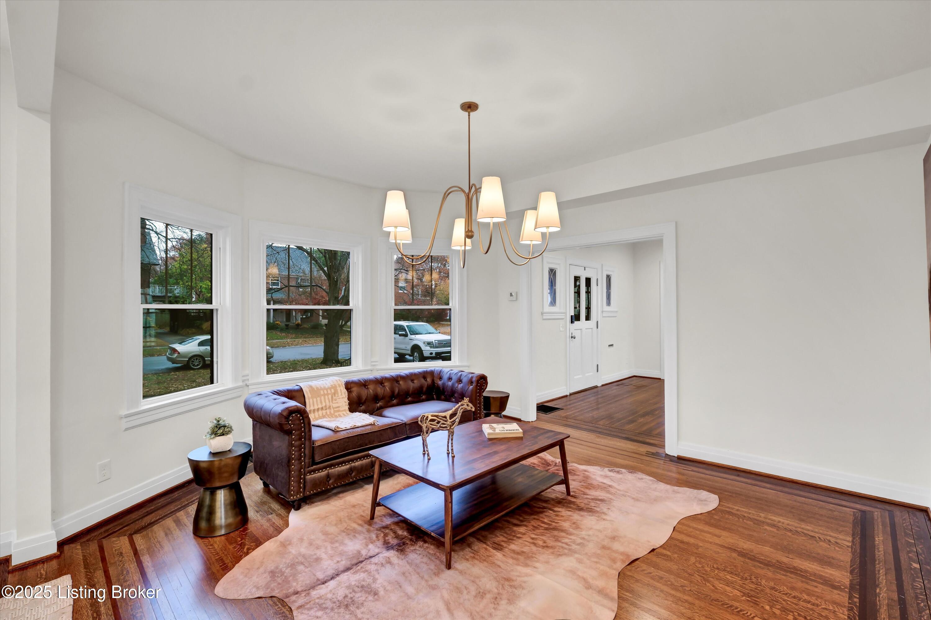 Louisville, Kentucky, 40205, United States, 4 Bedrooms Bedrooms, ,5 BathroomsBathrooms,Residential,Active,1996579